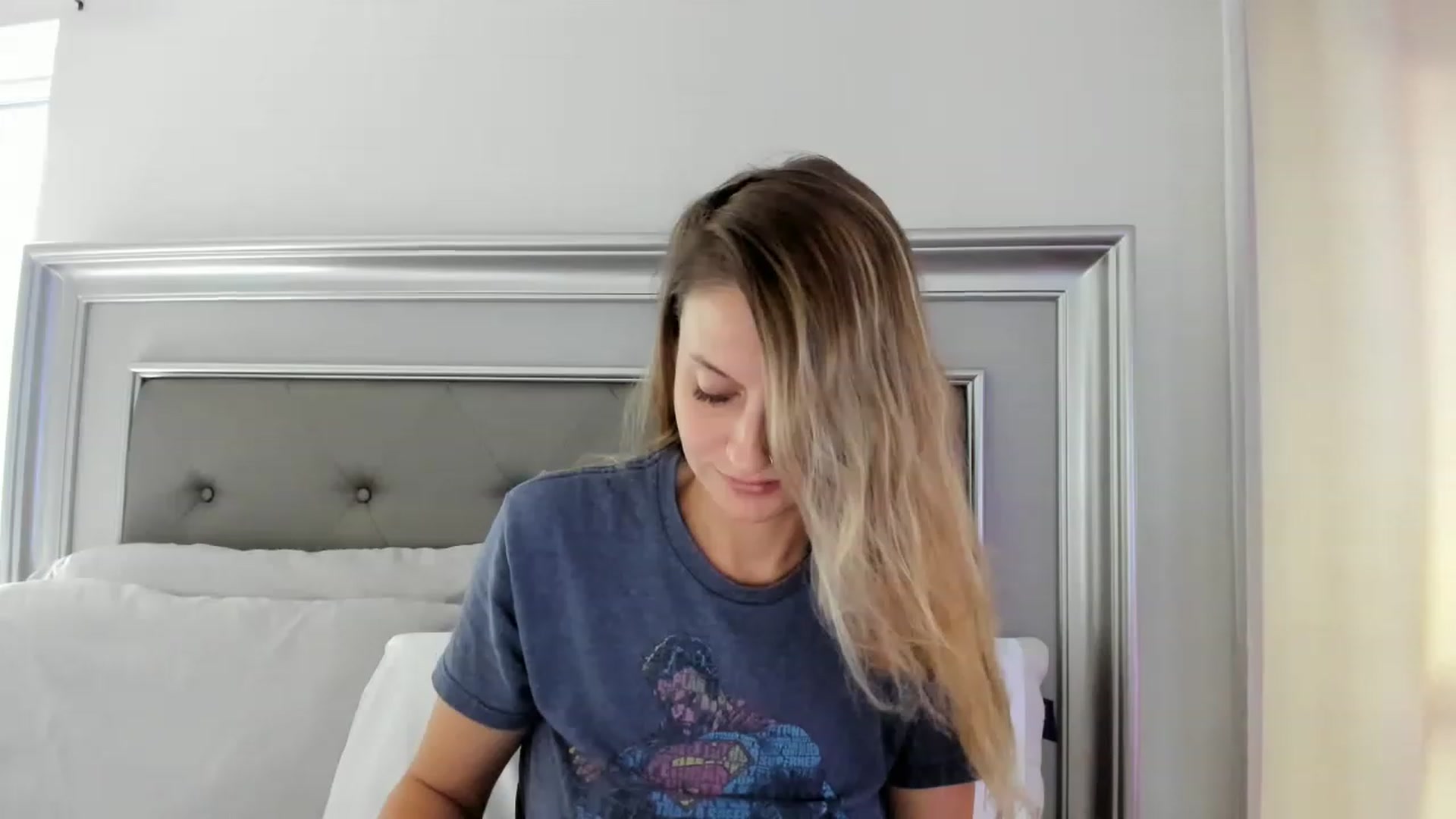 Gallery image thumbnail from Ca_ndi's myfreecams stream on, 06/28/2023, 13:34 image 16 of 20