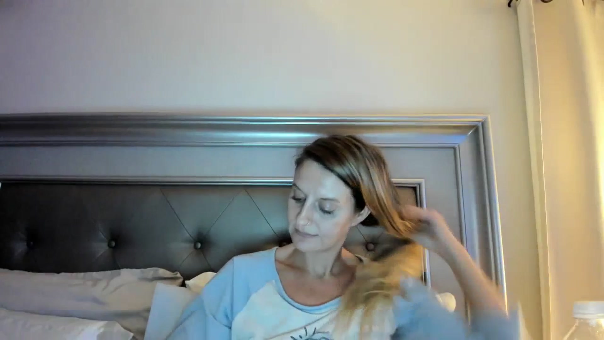 Gallery image thumbnail from Ca_ndi's myfreecams stream on, 07/03/2023, 10:32 image 5 of 20