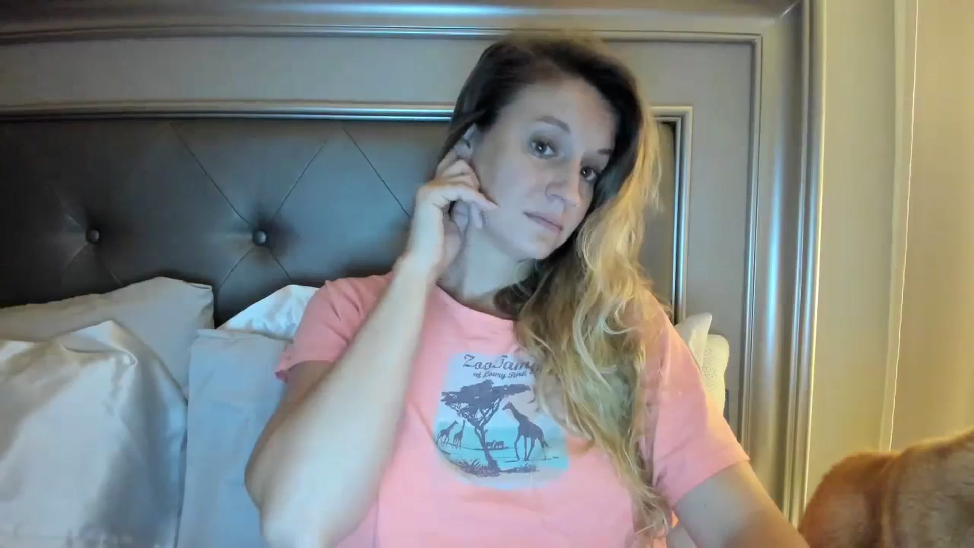 Gallery image thumbnail from Ca_ndi's myfreecams stream on, 07/05/2023, 09:06 image 3 of 20