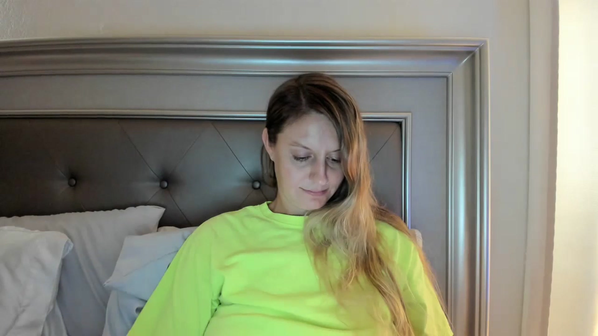 Gallery image thumbnail from Ca_ndi's myfreecams stream on, 07/15/2023, 13:13 image 12 of 20
