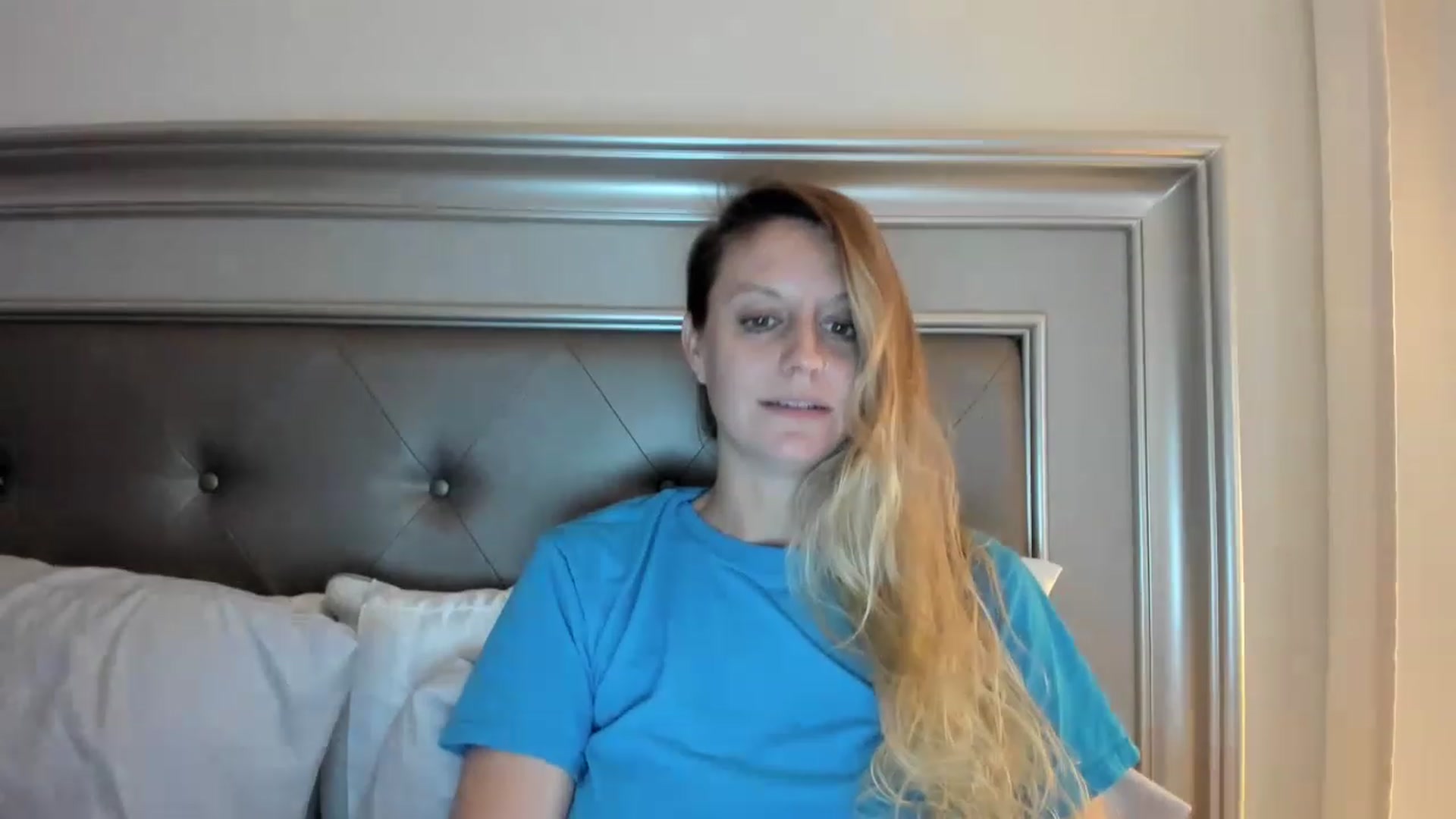 Gallery image thumbnail from Ca_ndi's myfreecams stream on, 07/18/2023, 12:34 image 14 of 20