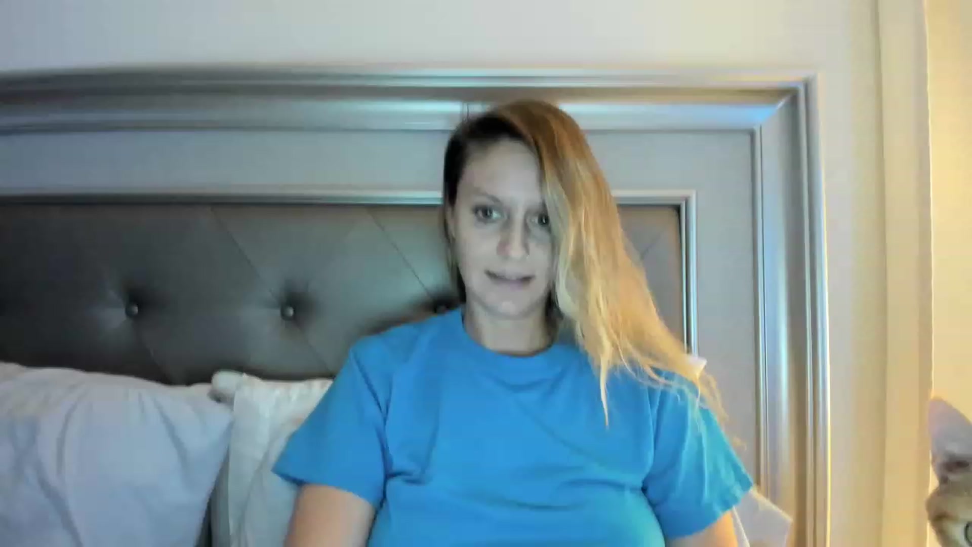 Gallery image thumbnail from Ca_ndi's myfreecams stream on, 07/18/2023, 12:34 image 12 of 20
