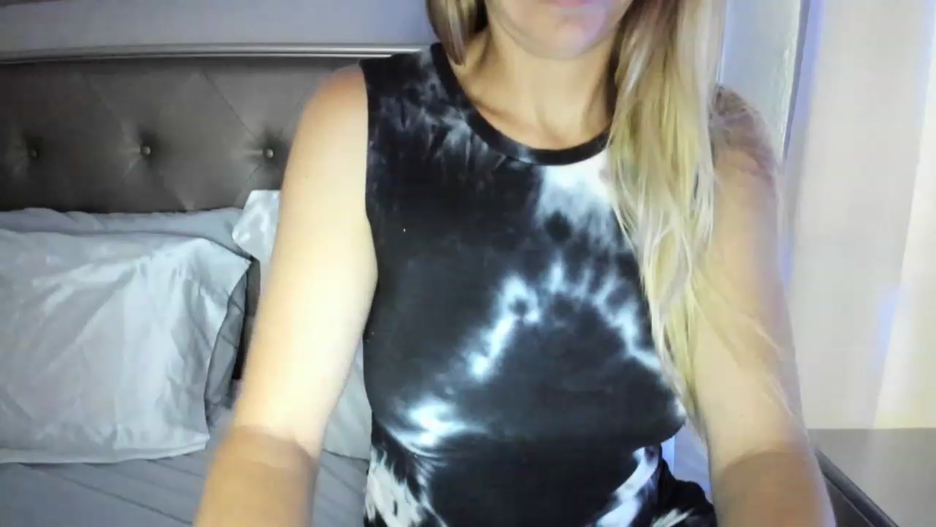 Gallery image thumbnail from Ca_ndi's myfreecams stream on, 08/08/2023, 18:27 image 20 of 20