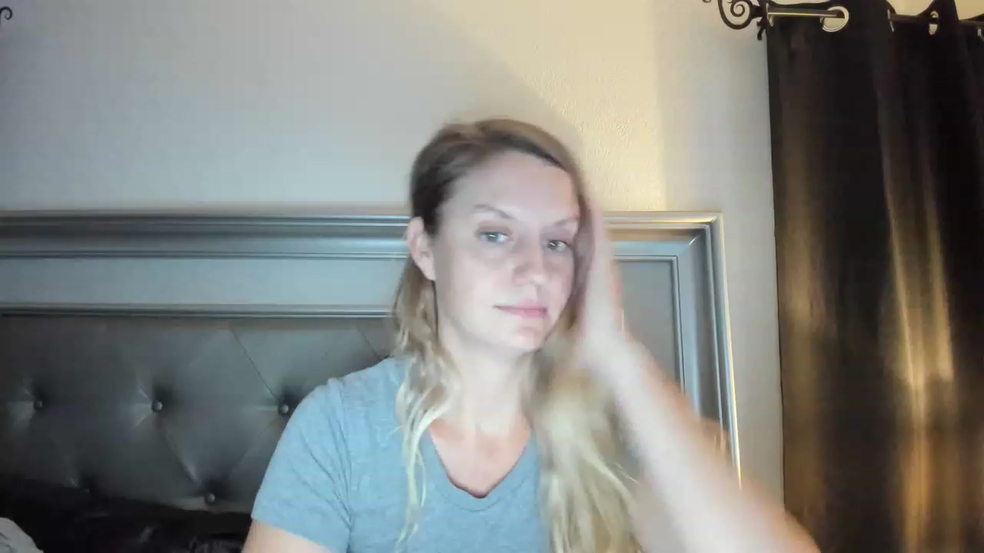 Gallery image thumbnail from Ca_ndi's myfreecams stream on, 08/18/2023, 11:08 image 13 of 20