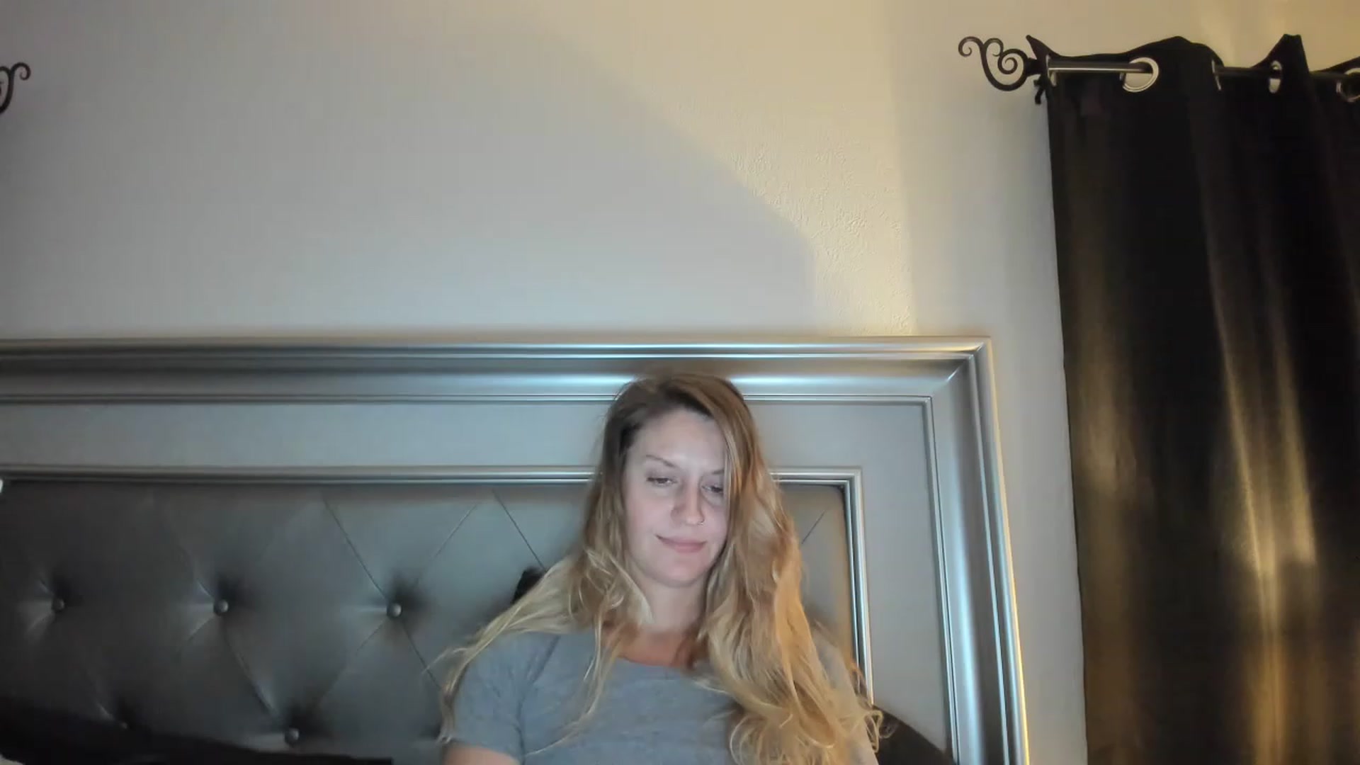 Gallery image thumbnail from Ca_ndi's myfreecams stream on, 08/18/2023, 11:08 image 8 of 20