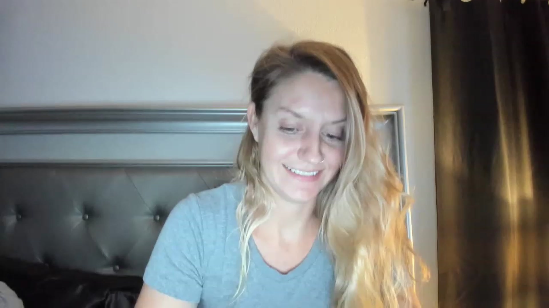 Gallery image thumbnail from Ca_ndi's myfreecams stream on, 08/18/2023, 11:08 image 11 of 20