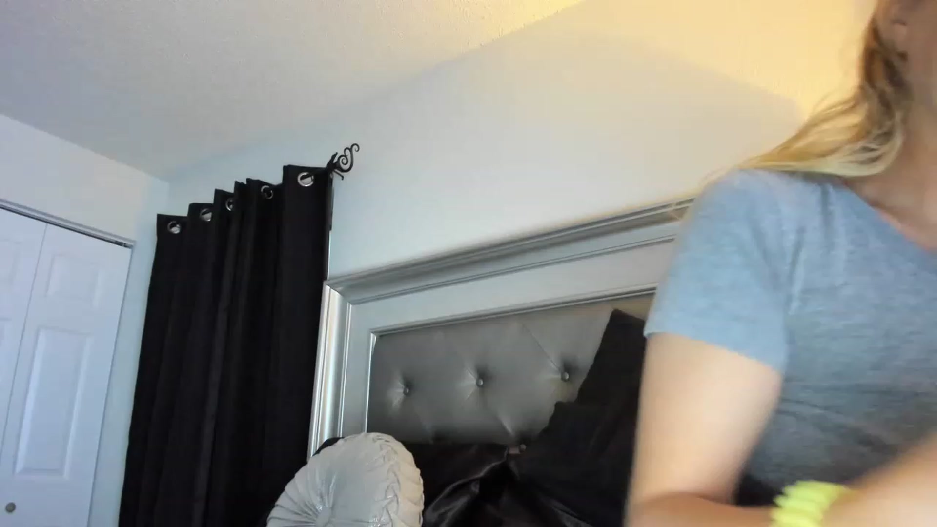Gallery image thumbnail from Ca_ndi's myfreecams stream on, 08/18/2023, 11:08 image 1 of 20