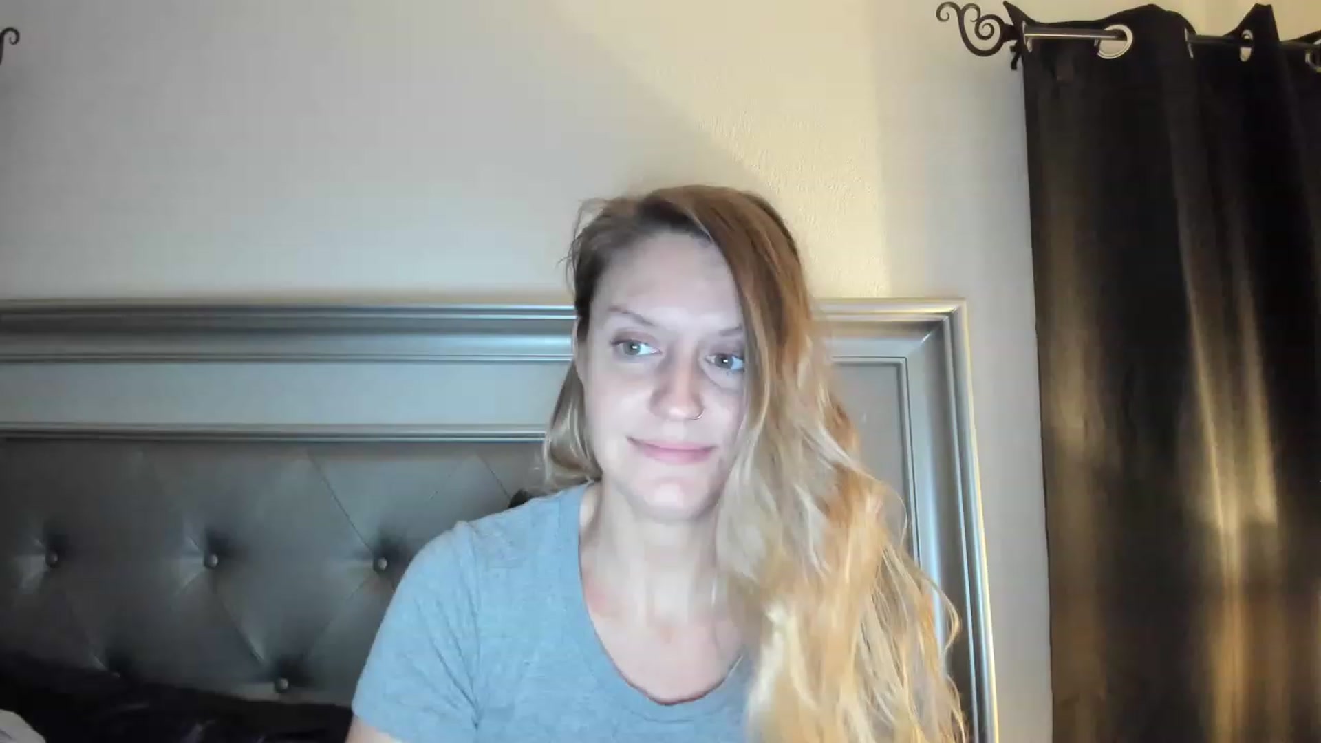 Gallery image thumbnail from Ca_ndi's myfreecams stream on, 08/18/2023, 11:08 image 16 of 20