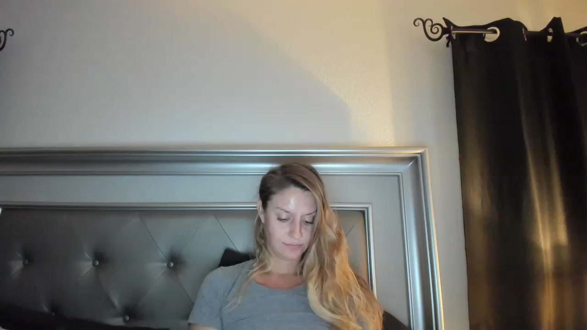 Gallery image thumbnail from Ca_ndi's myfreecams stream on, 08/18/2023, 11:08 image 9 of 20
