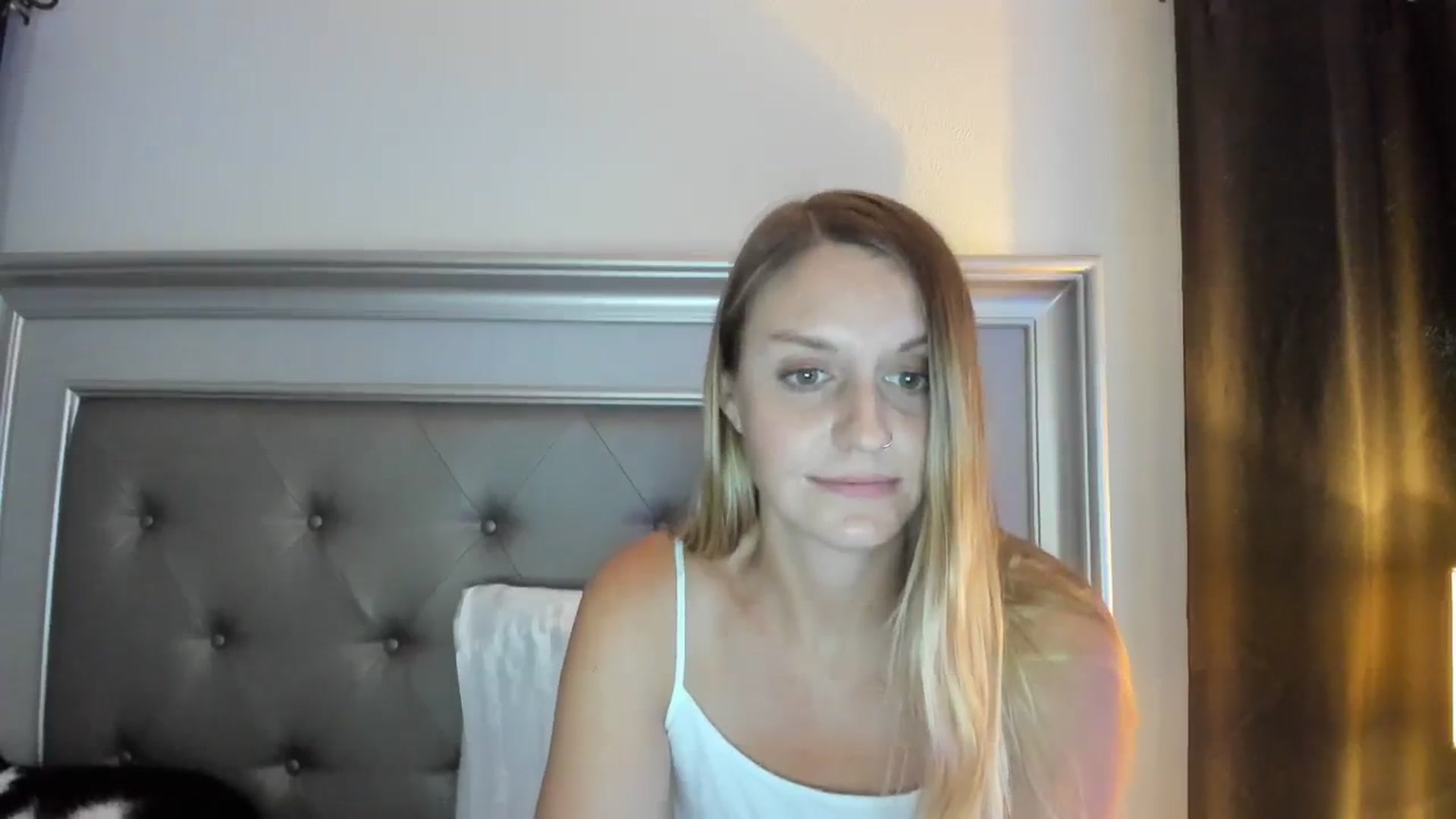Gallery image thumbnail from Ca_ndi's myfreecams stream on, 08/21/2023, 16:26 image 19 of 20