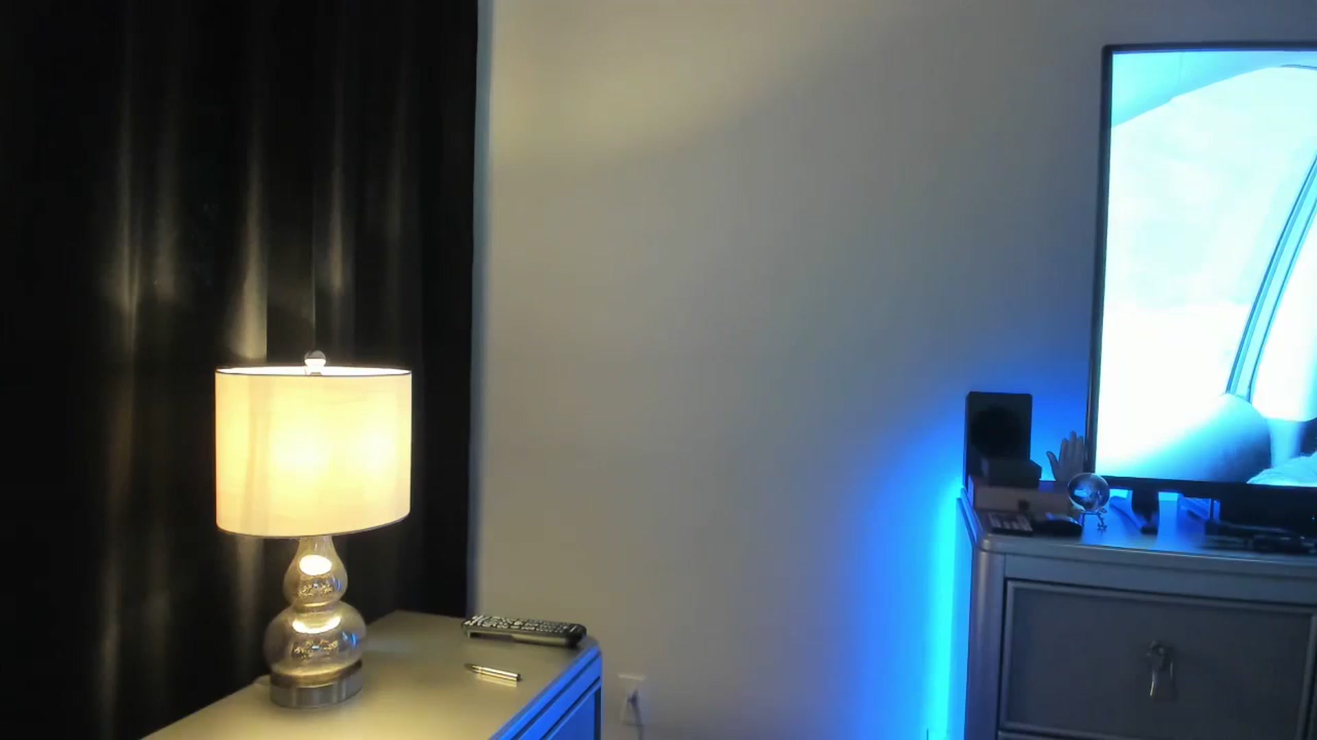 Gallery image thumbnail from Ca_ndi's myfreecams stream on, 08/21/2023, 18:23 image 11 of 20