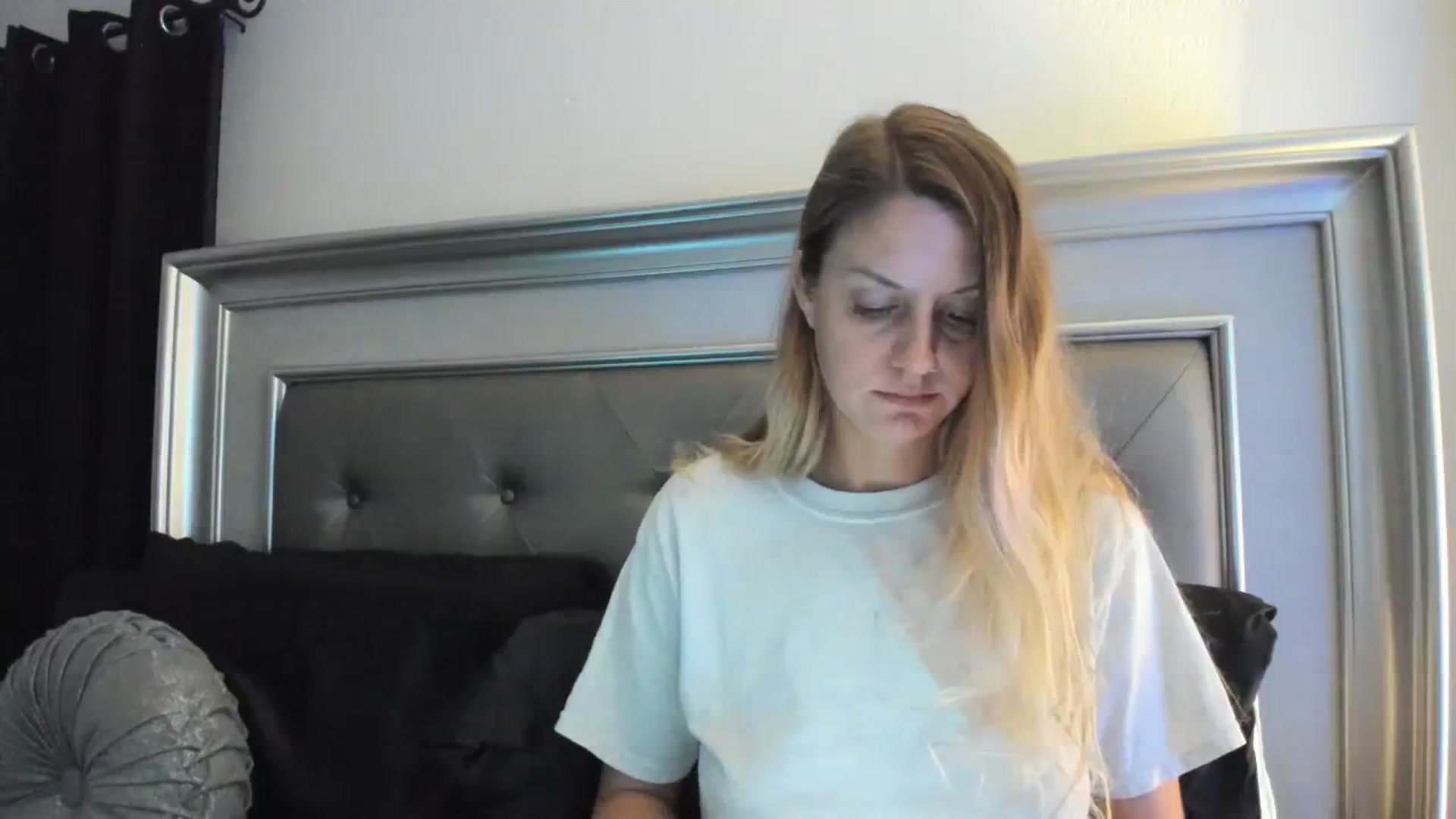 Gallery image thumbnail from Ca_ndi's myfreecams stream on, 09/04/2023, 09:45 image 6 of 20