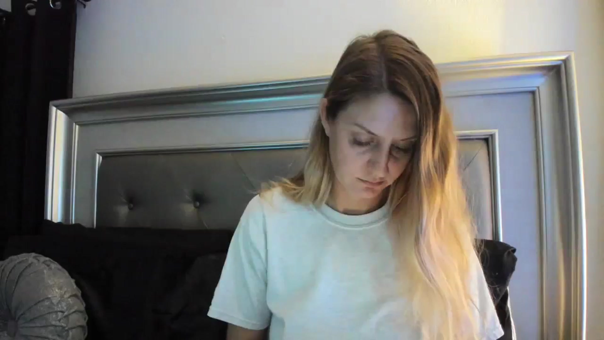 Gallery image thumbnail from Ca_ndi's myfreecams stream on, 09/04/2023, 09:45 image 9 of 20