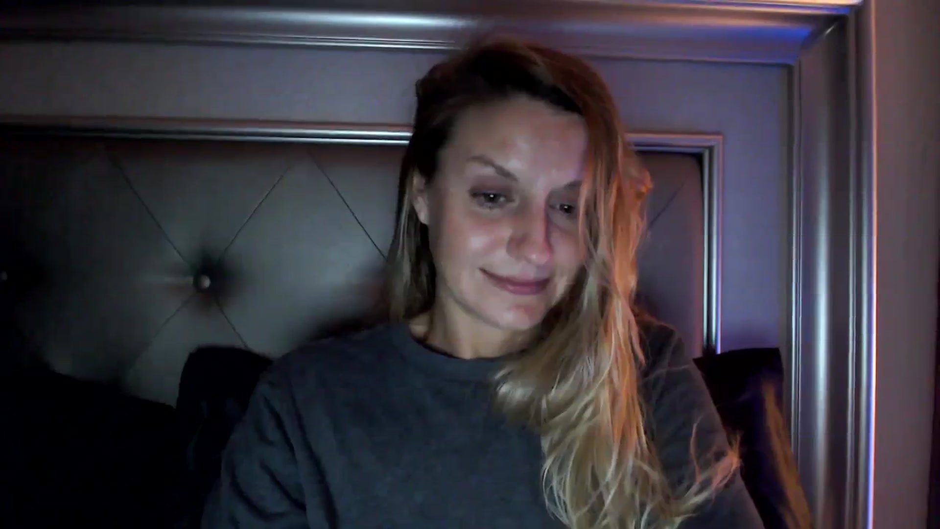 Gallery image thumbnail from Ca_ndi's myfreecams stream on, 09/19/2023, 24:45 image 3 of 20