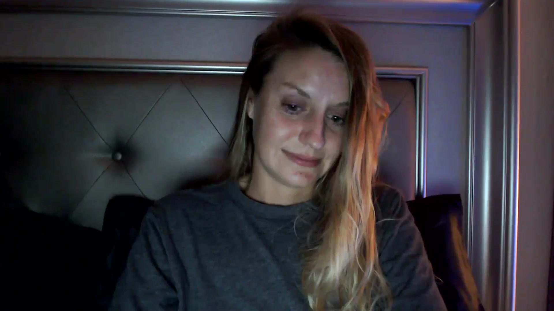Gallery image thumbnail from Ca_ndi's myfreecams stream on, 09/19/2023, 24:45 image 8 of 20