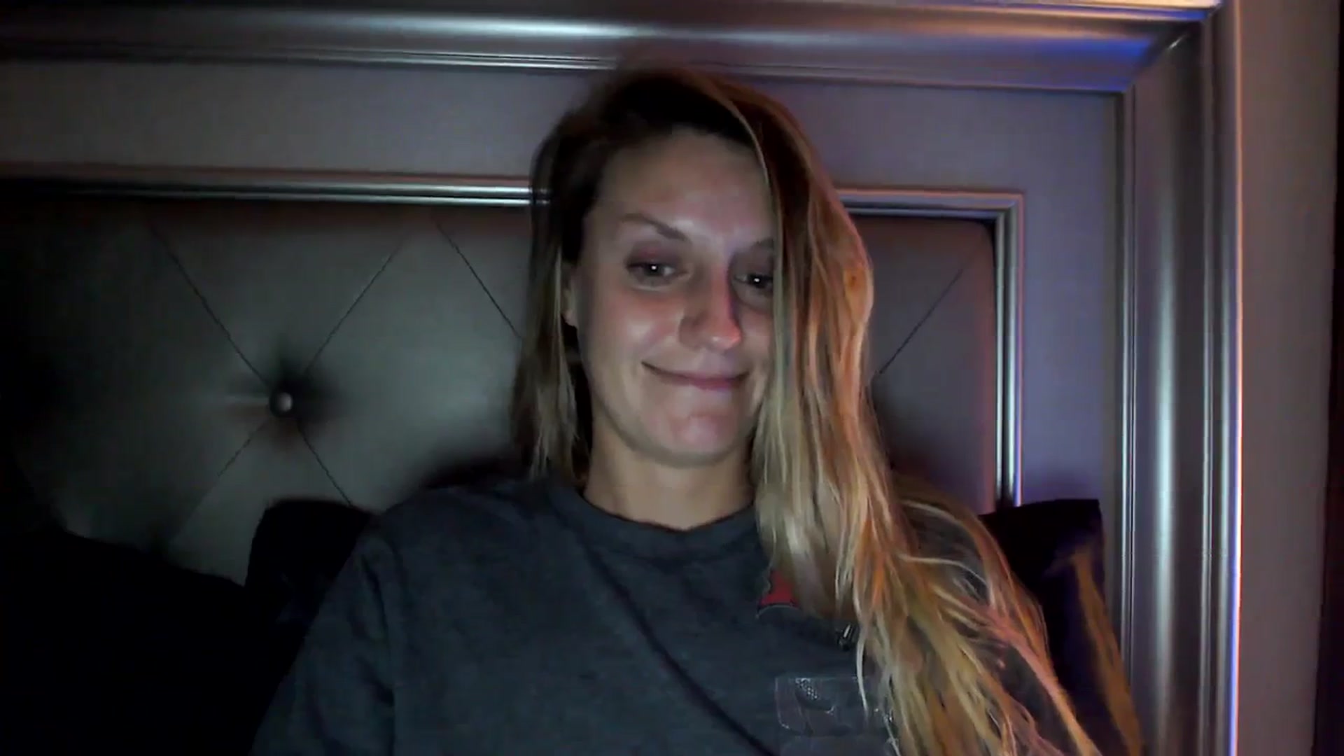 Gallery image thumbnail from Ca_ndi's myfreecams stream on, 09/19/2023, 24:45 image 13 of 20