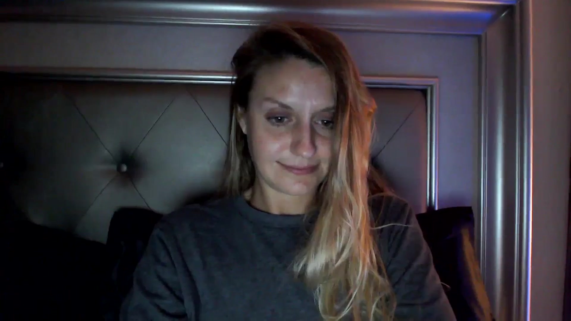 Gallery image thumbnail from Ca_ndi's myfreecams stream on, 09/19/2023, 24:45 image 6 of 20