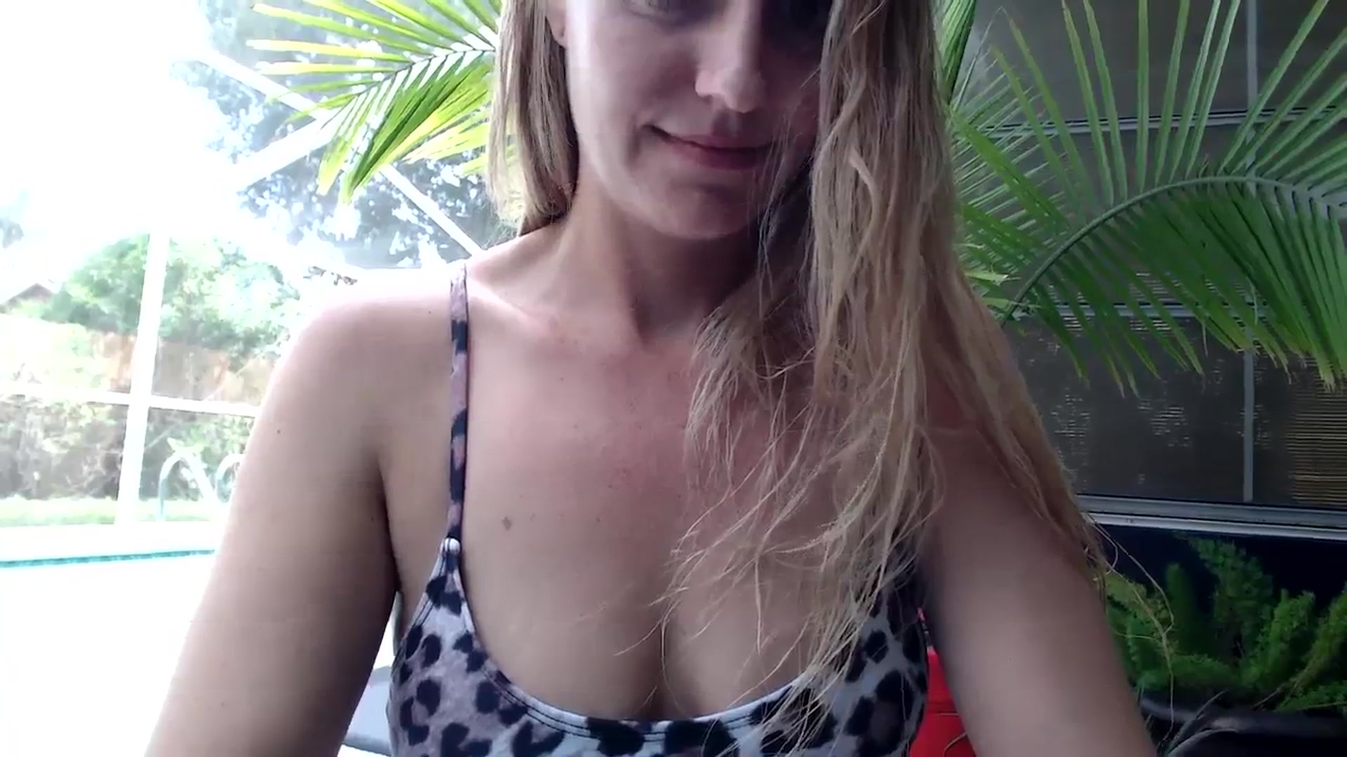 Gallery image thumbnail from Ca_ndi's myfreecams stream on, 09/24/2023, 18:38 image 18 of 20