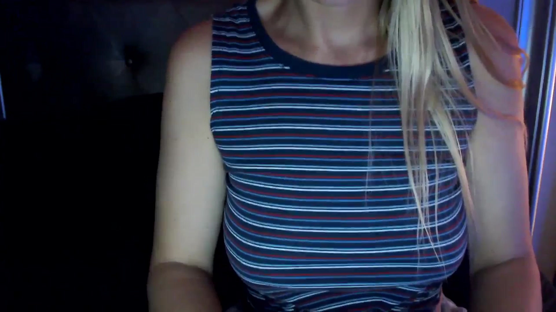 Gallery image thumbnail from Ca_ndi's myfreecams stream on, 09/27/2023, 24:29 image 8 of 20