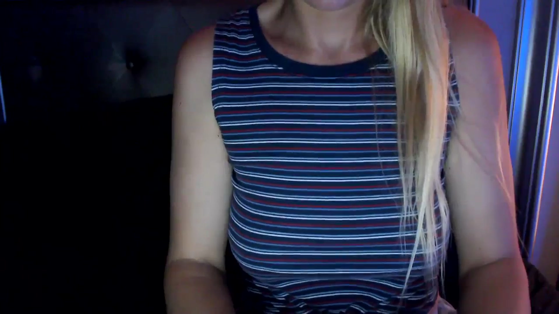 Gallery image thumbnail from Ca_ndi's myfreecams stream on, 09/27/2023, 24:29 image 12 of 20