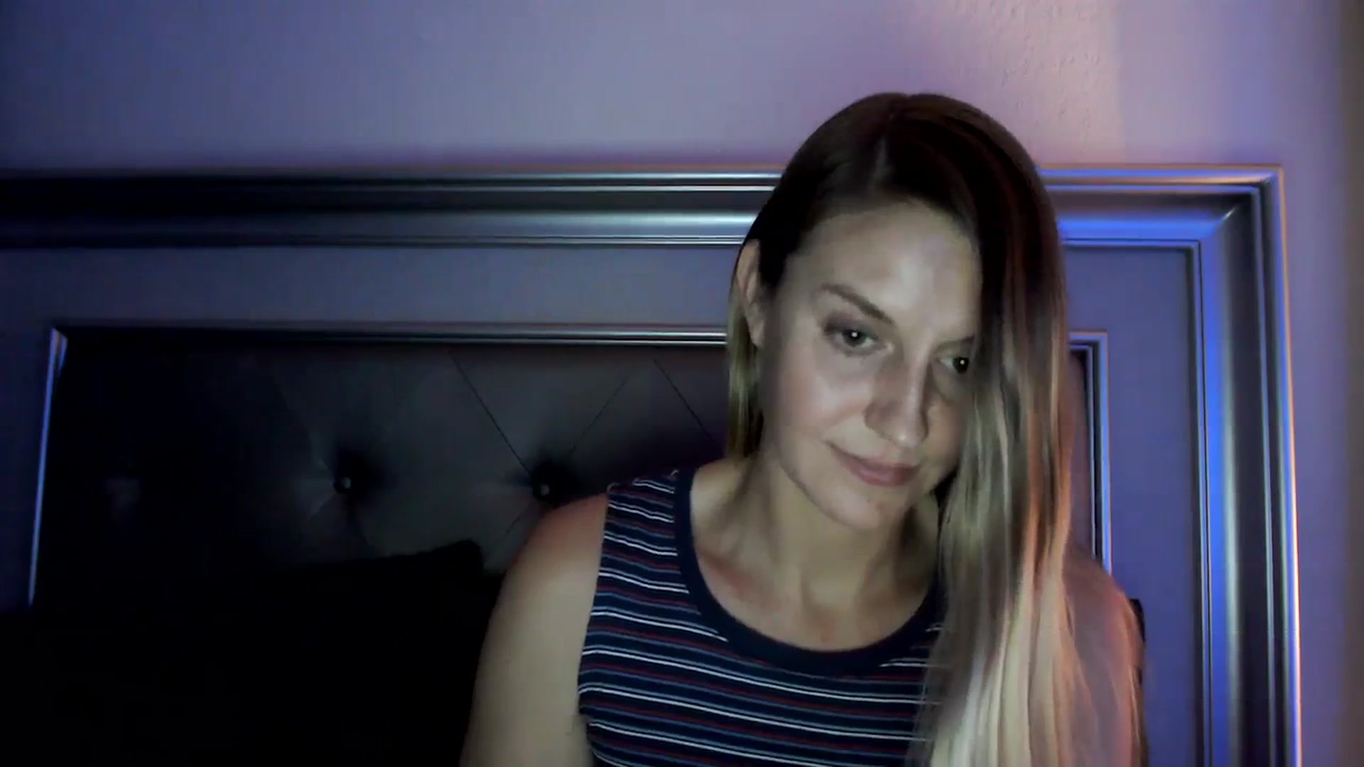 Gallery image thumbnail from Ca_ndi's myfreecams stream on, 09/27/2023, 24:29 image 20 of 20
