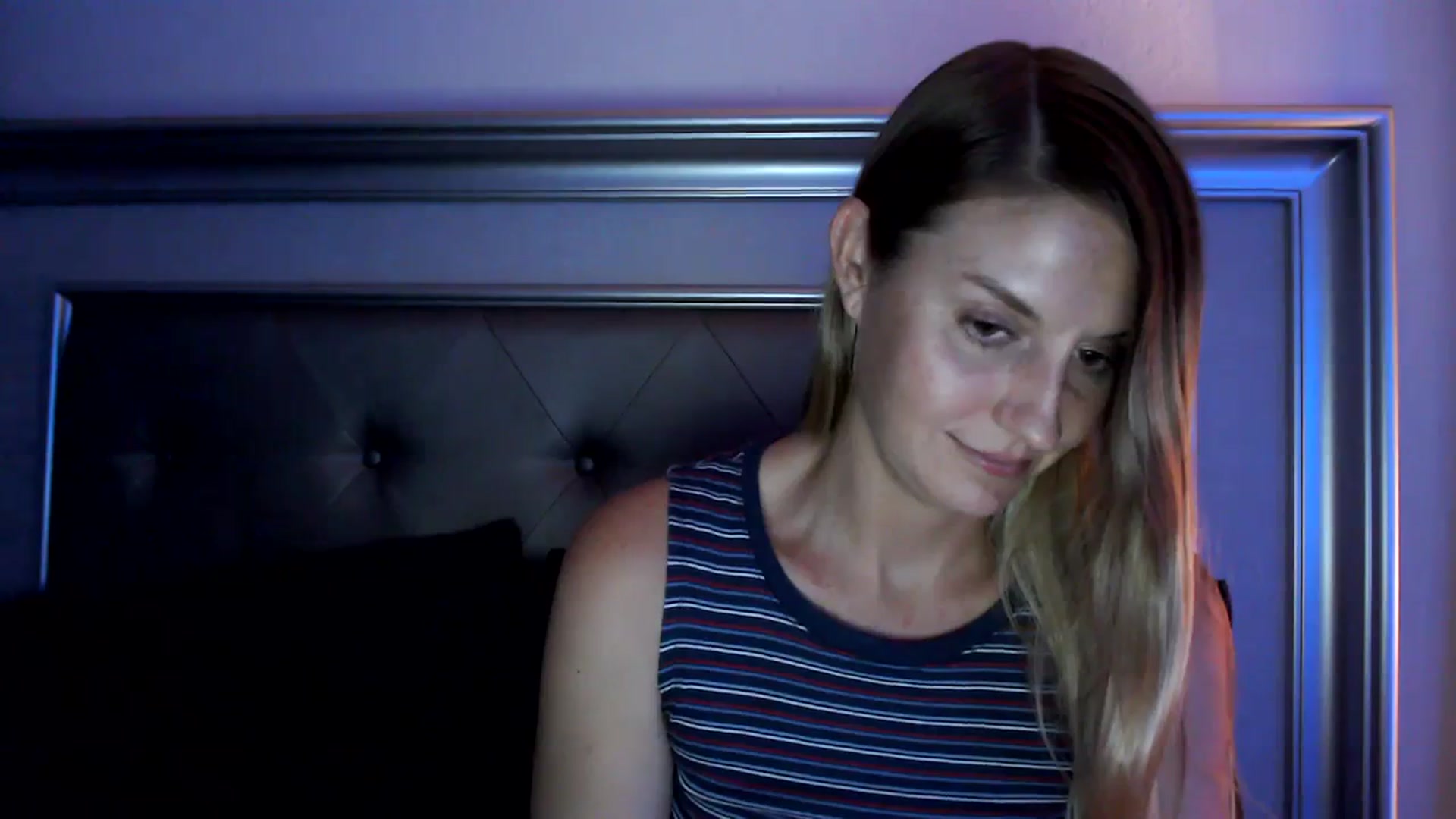 Gallery image thumbnail from Ca_ndi's myfreecams stream on, 09/27/2023, 24:29 image 14 of 20