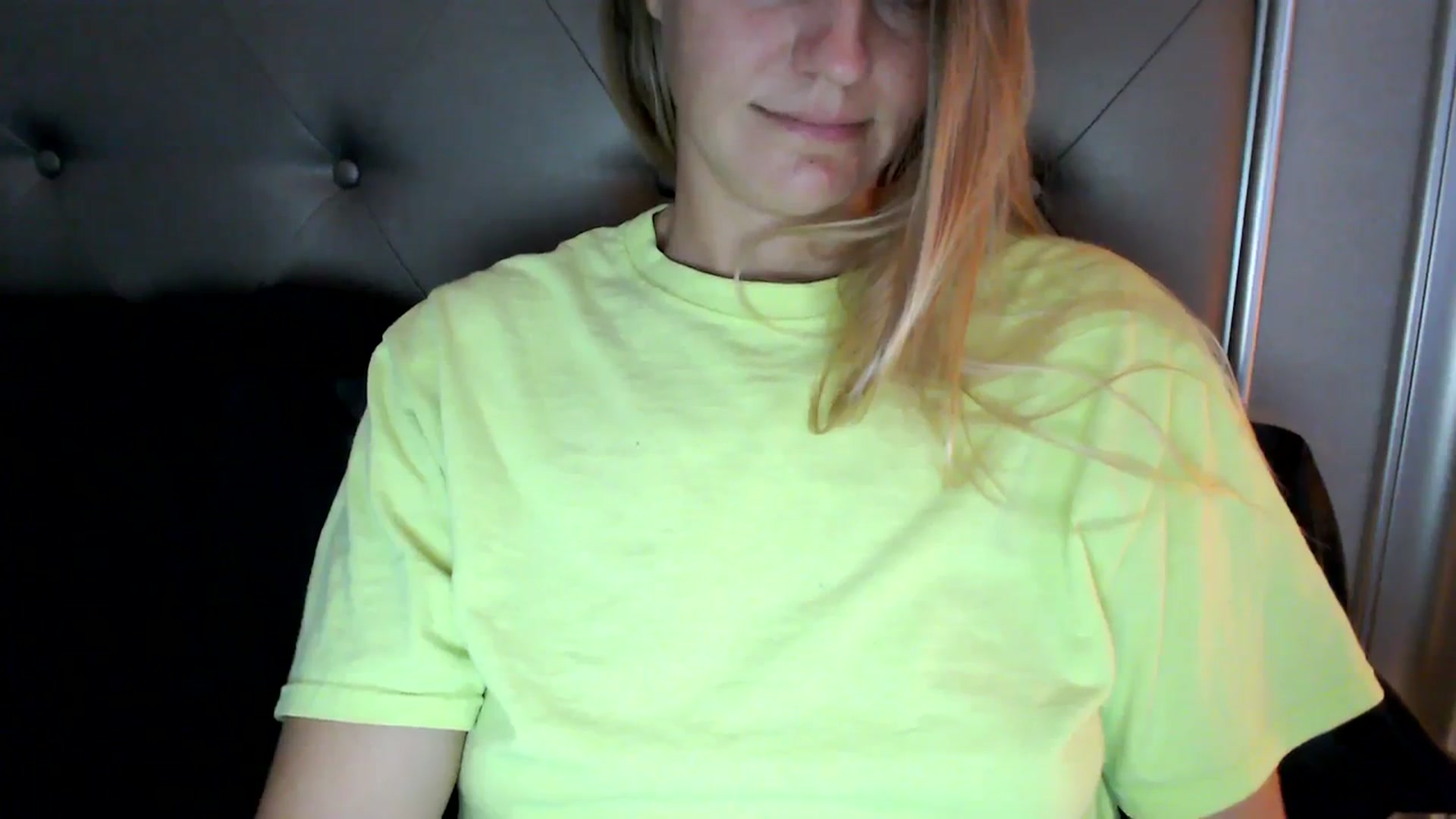 Gallery image thumbnail from Ca_ndi's myfreecams stream on, 10/31/2023, 13:58 image 4 of 20