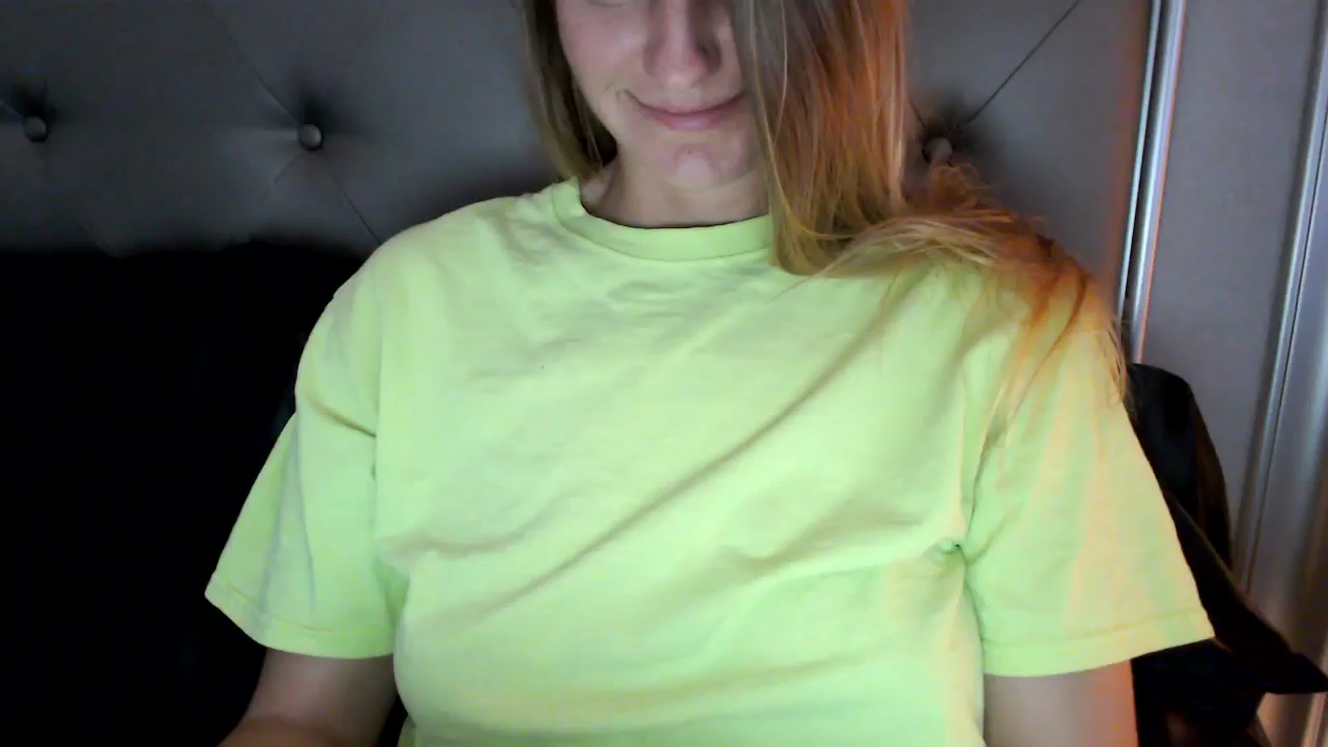 Gallery image thumbnail from Ca_ndi's myfreecams stream on, 10/31/2023, 13:58 image 19 of 20