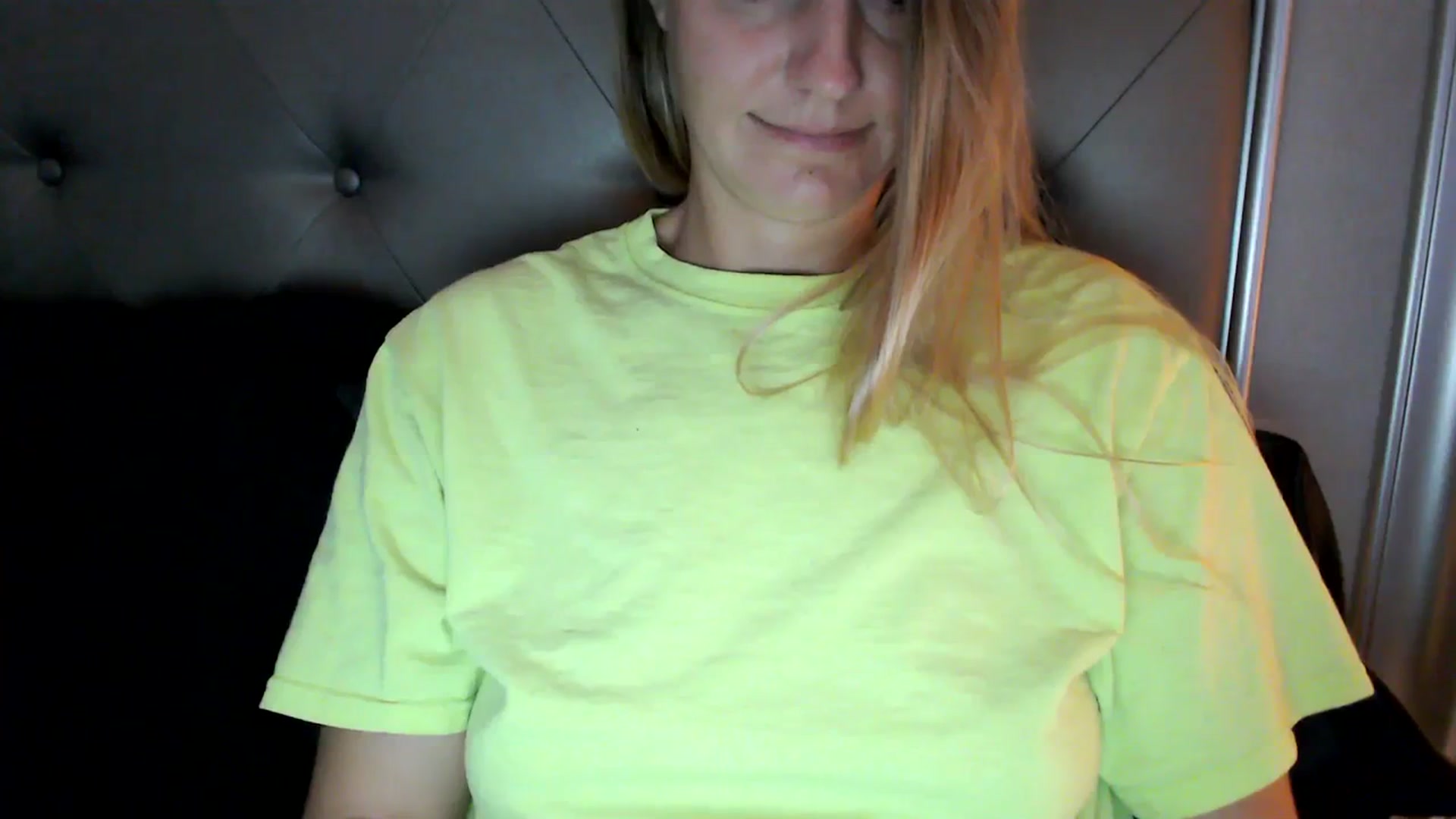 Gallery image thumbnail from Ca_ndi's myfreecams stream on, 10/31/2023, 13:58 image 6 of 20