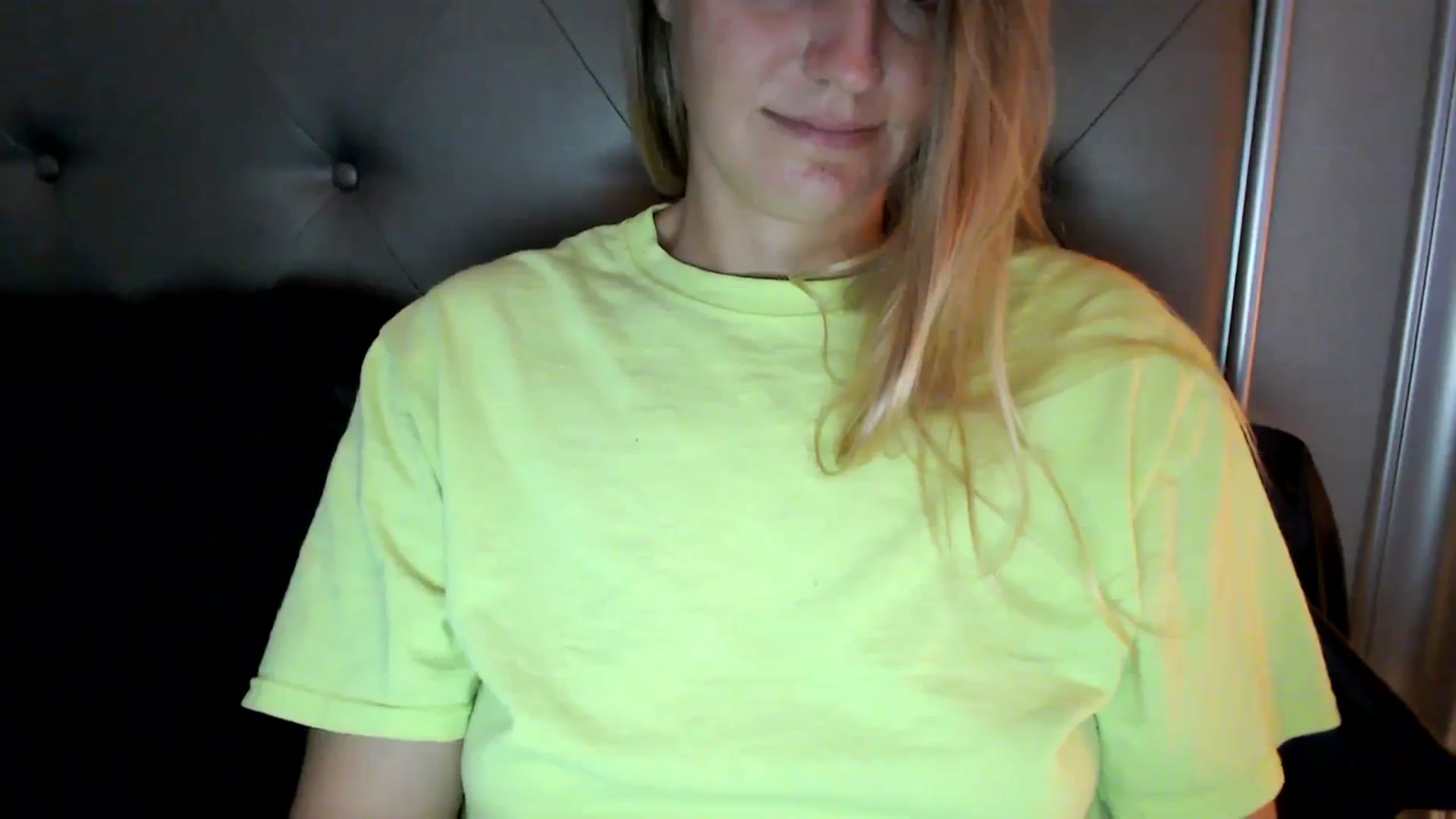 Gallery image thumbnail from Ca_ndi's myfreecams stream on, 10/31/2023, 13:58 image 7 of 20