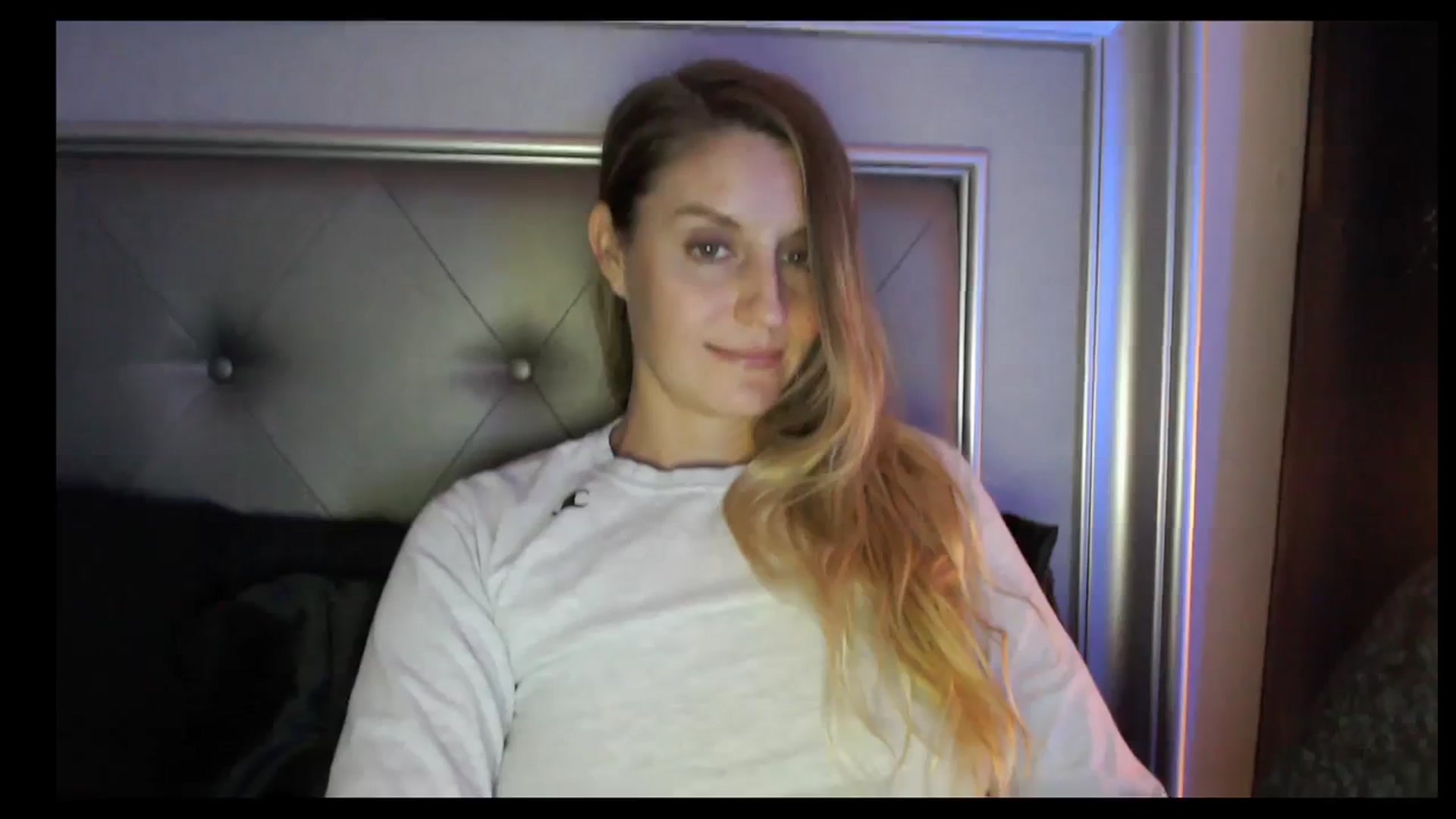Gallery image thumbnail from Ca_ndi's myfreecams stream on, 11/02/2023, 12:44 image 9 of 20