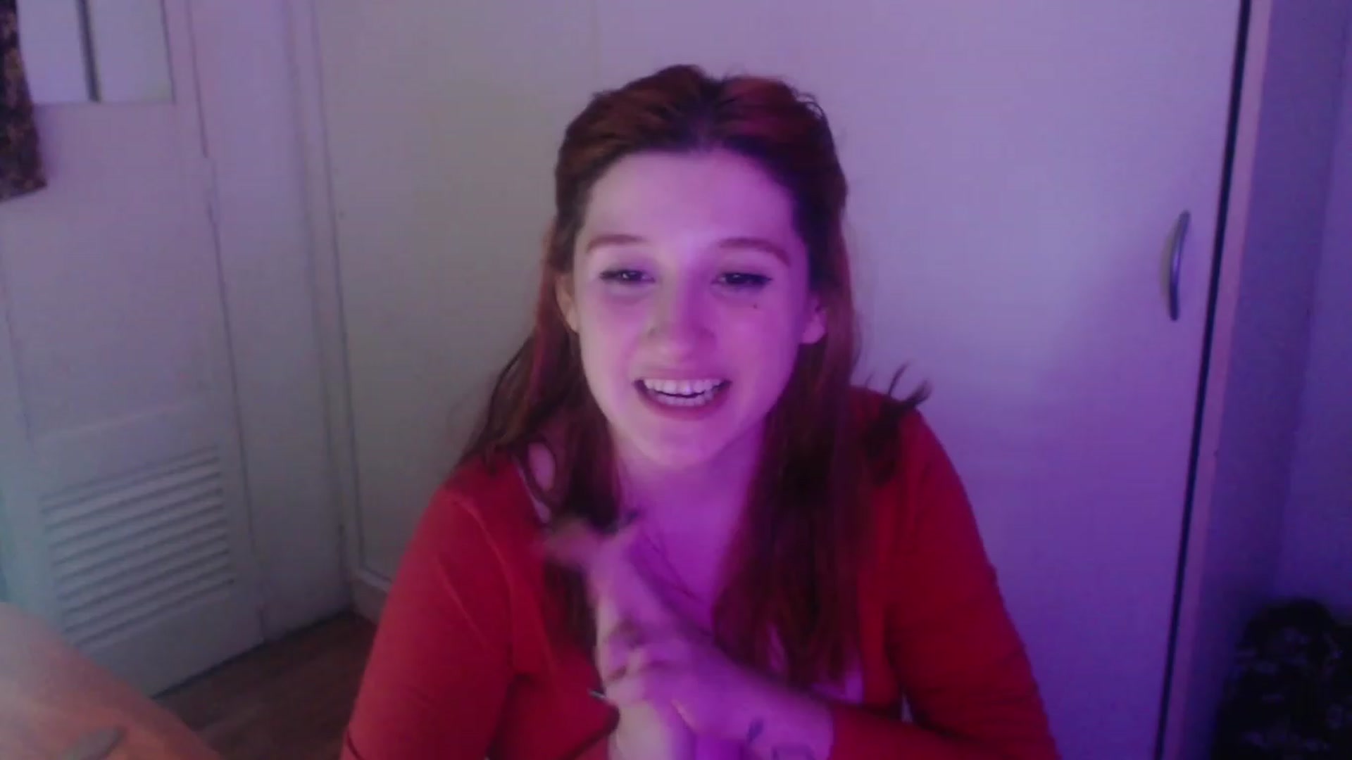 Gallery image thumbnail from Cabaret_Panda's myfreecams stream on, 12/16/2022, 07:20 image 13 of 20
