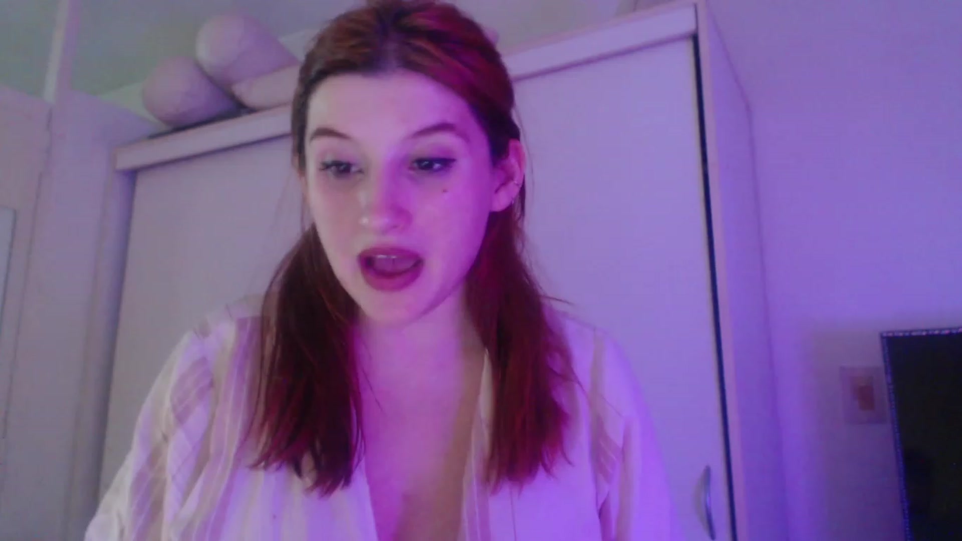 Gallery image thumbnail from Cabaret_Panda's myfreecams stream on, 12/17/2022, 09:45 image 13 of 20