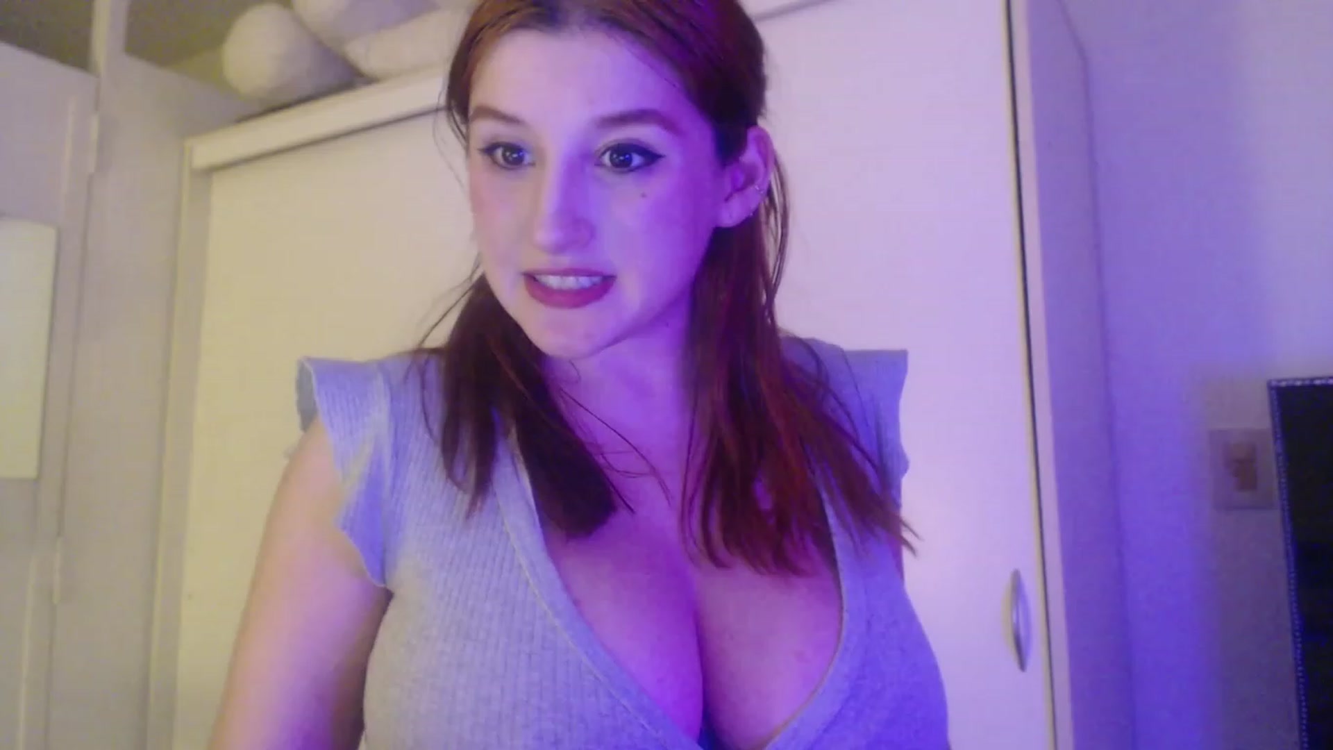 Gallery image thumbnail from Cabaret_Panda's myfreecams stream on, 12/18/2022, 08:14 image 8 of 20