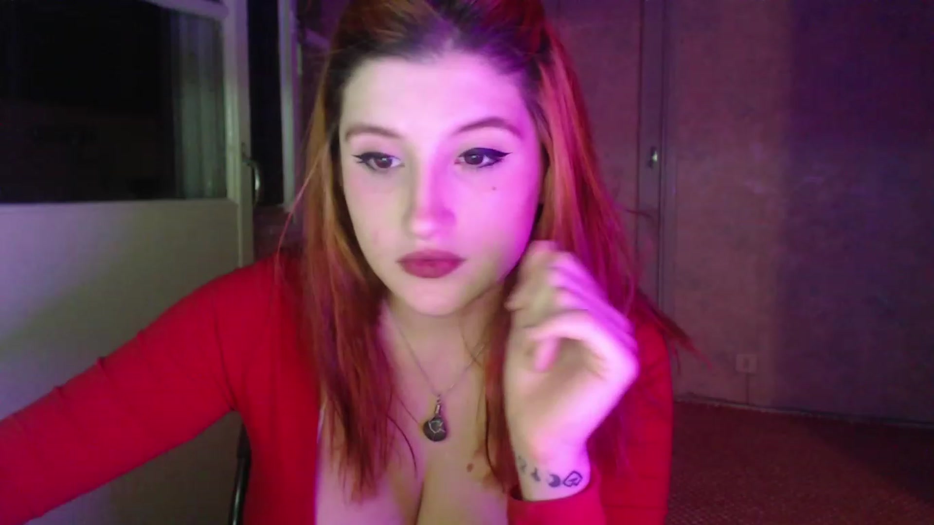 Gallery image thumbnail from Cabaret_Panda's myfreecams stream on, 01/04/2023, 06:32 image 4 of 20