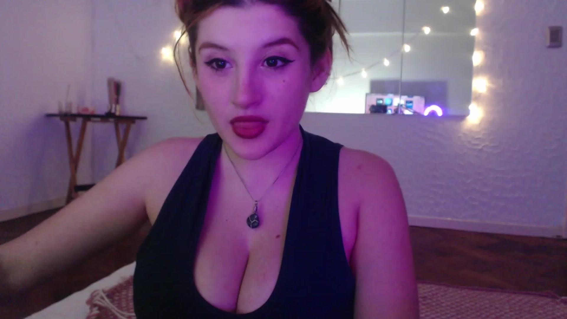 Gallery image thumbnail from Cabaret_Panda's myfreecams stream on, 01/05/2023, 07:51 image 8 of 20