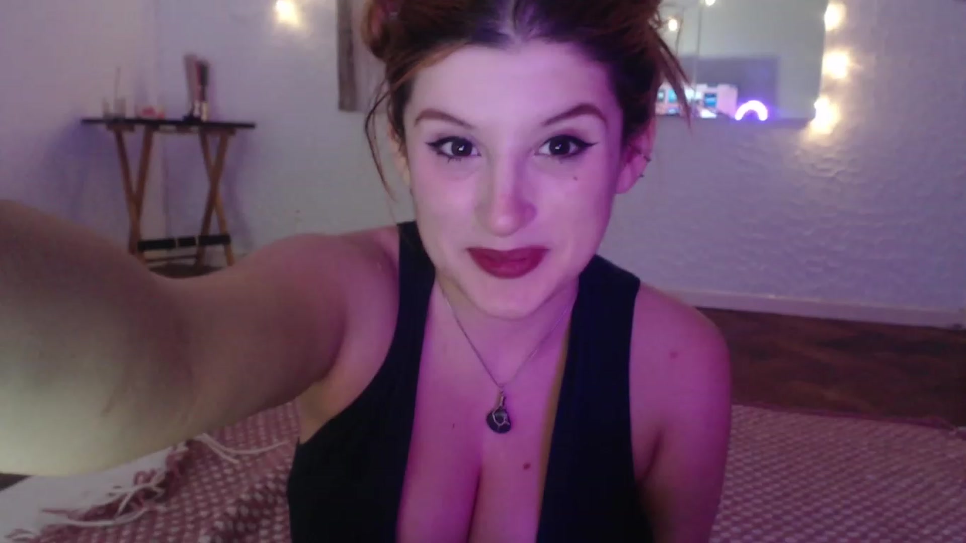 Gallery image thumbnail from Cabaret_Panda's myfreecams stream on, 01/05/2023, 07:51 image 11 of 20