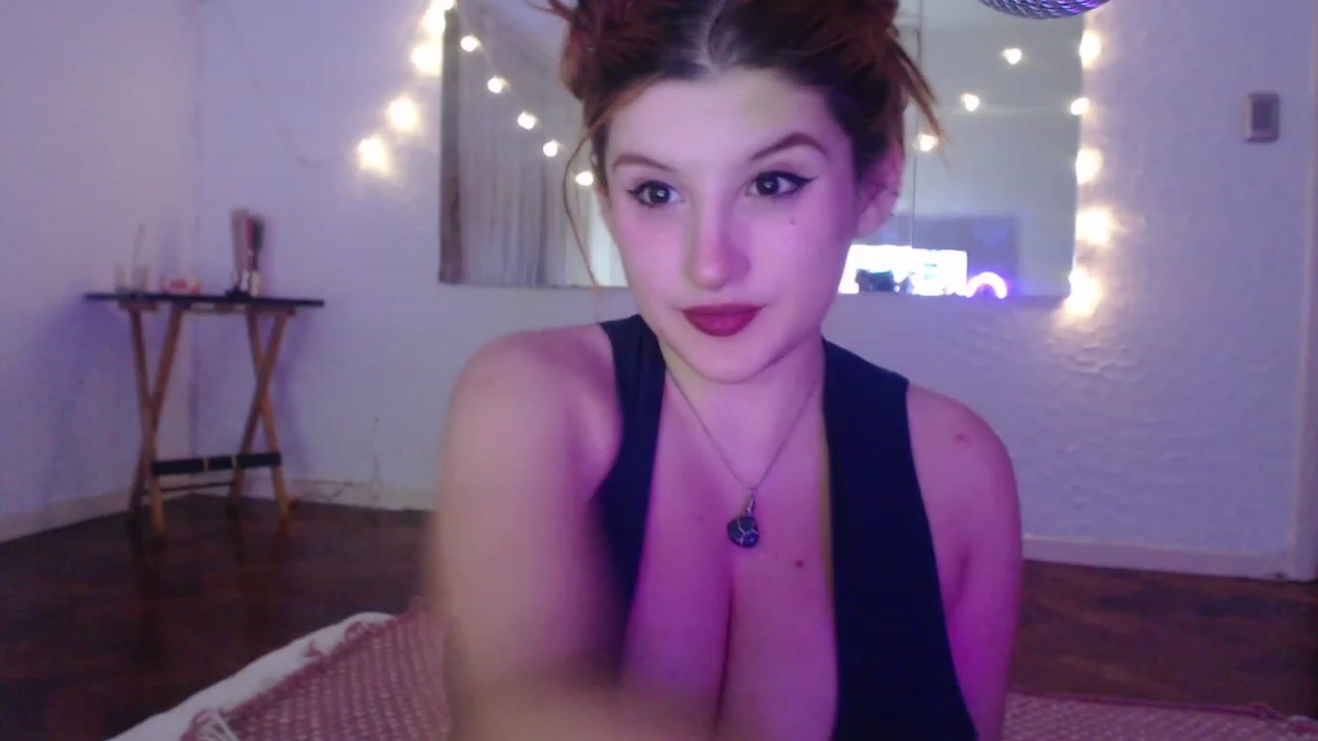 Gallery image thumbnail from Cabaret_Panda's myfreecams stream on, 01/05/2023, 07:51 image 20 of 20
