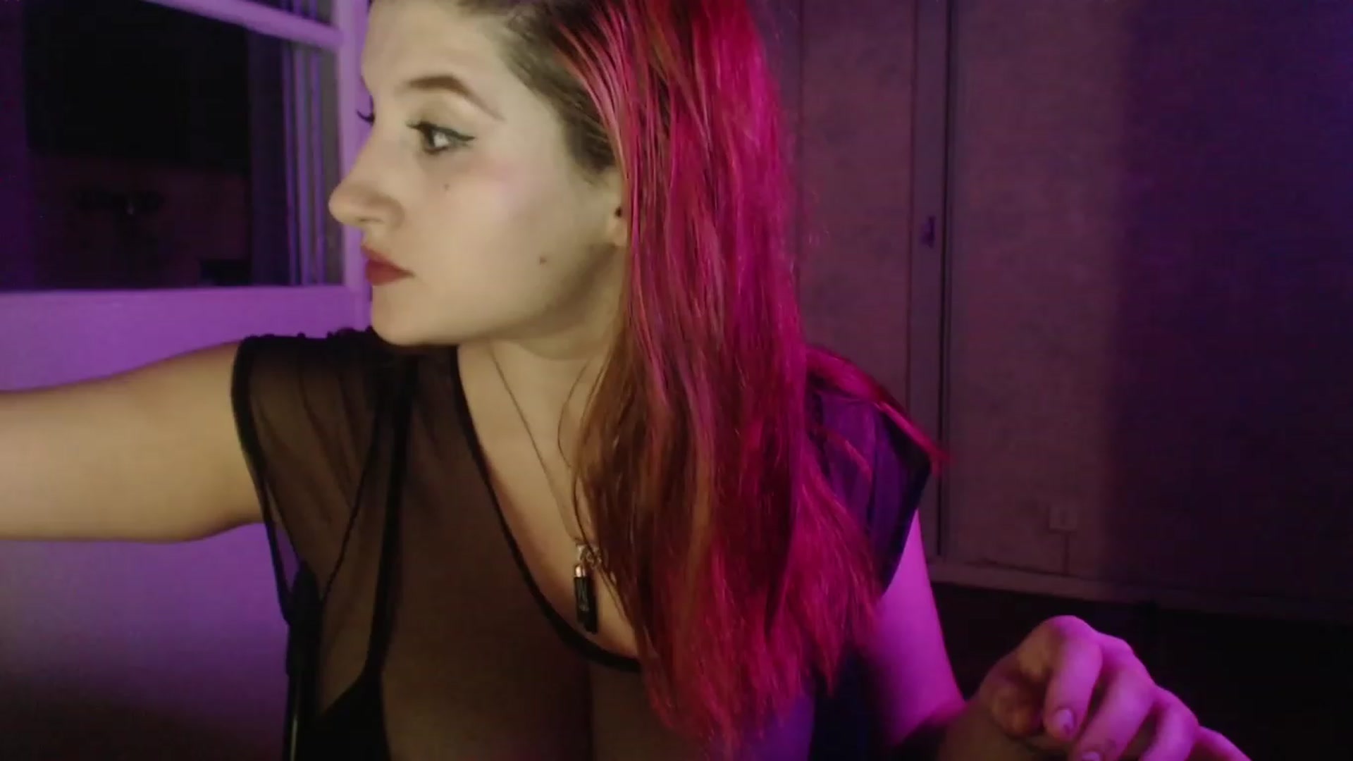 Gallery image thumbnail from Cabaret_Panda's myfreecams stream on, 01/07/2023, 02:01 image 13 of 20