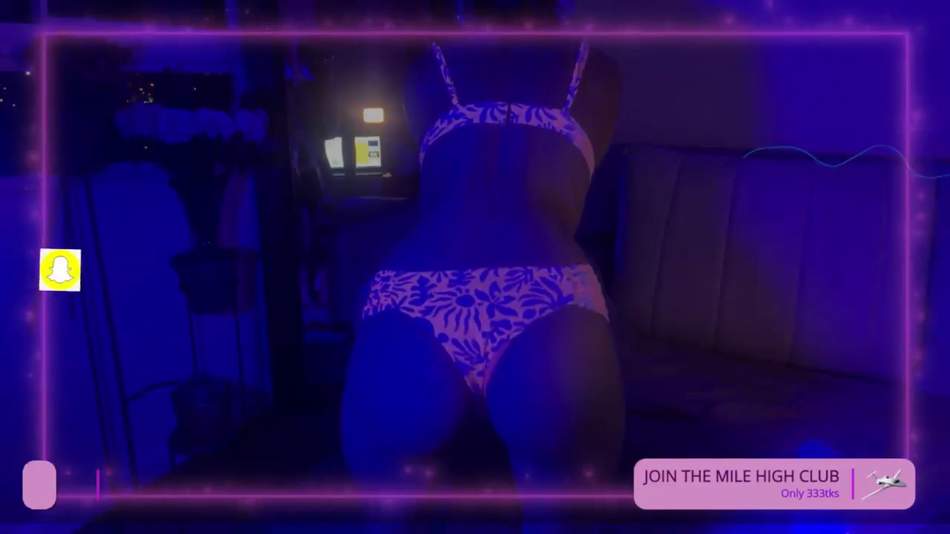 Gallery image thumbnail from CabinCrush's myfreecams stream on, 05/11/2026, 01:00 image 14 of 20