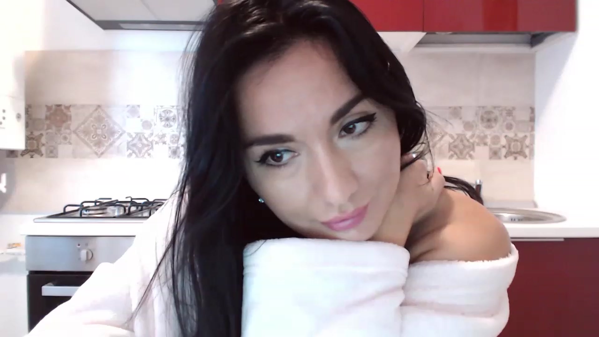 Gallery image thumbnail from CaffeeLatte's myfreecams stream on, 11/17/2022, 09:58 image 5 of 20