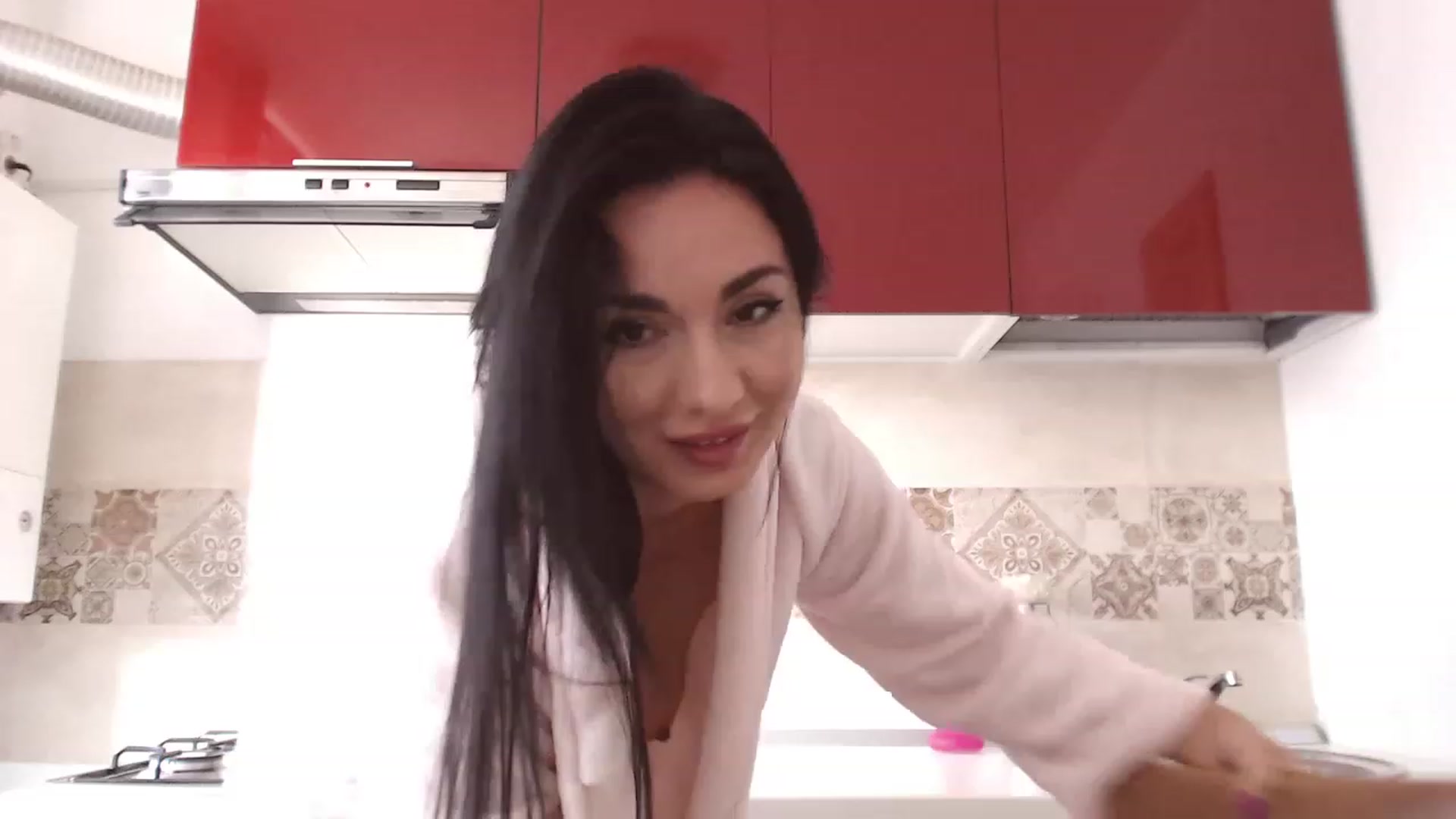 Gallery image thumbnail from CaffeeLatte's myfreecams stream on, 11/19/2022, 09:01 image 17 of 20