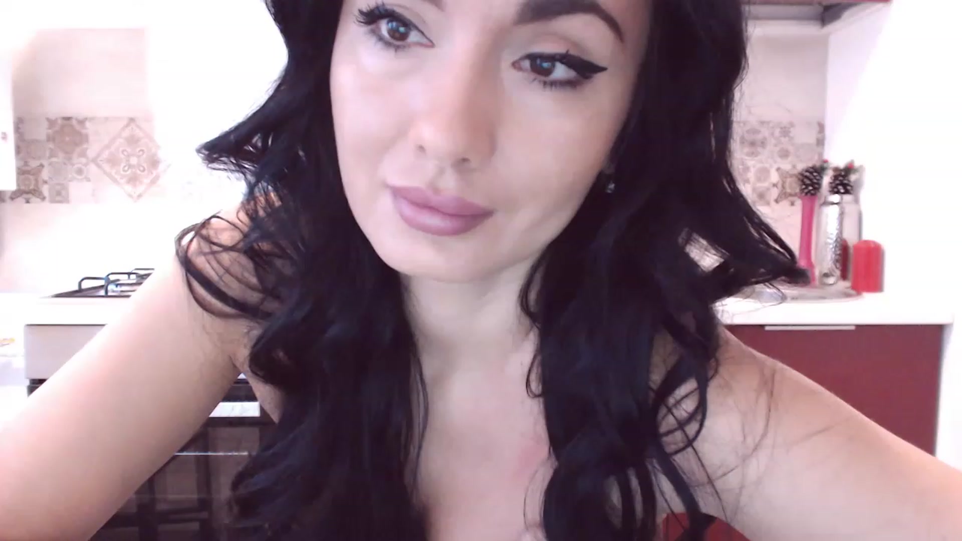 Gallery image thumbnail from CaffeeLatte's myfreecams stream on, 12/12/2022, 07:56 image 3 of 20