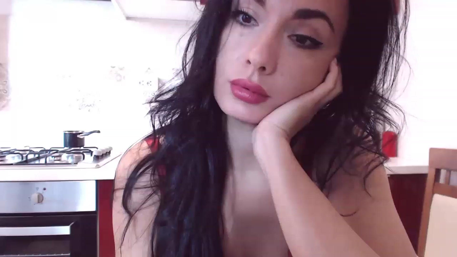 Gallery image thumbnail from CaffeeLatte's myfreecams stream on, 12/27/2022, 08:33 image 7 of 20
