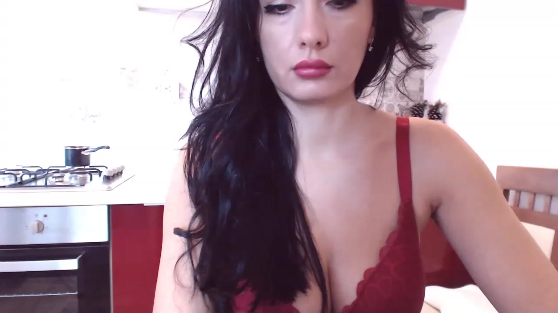Gallery image thumbnail from CaffeeLatte's myfreecams stream on, 12/27/2022, 08:33 image 2 of 20