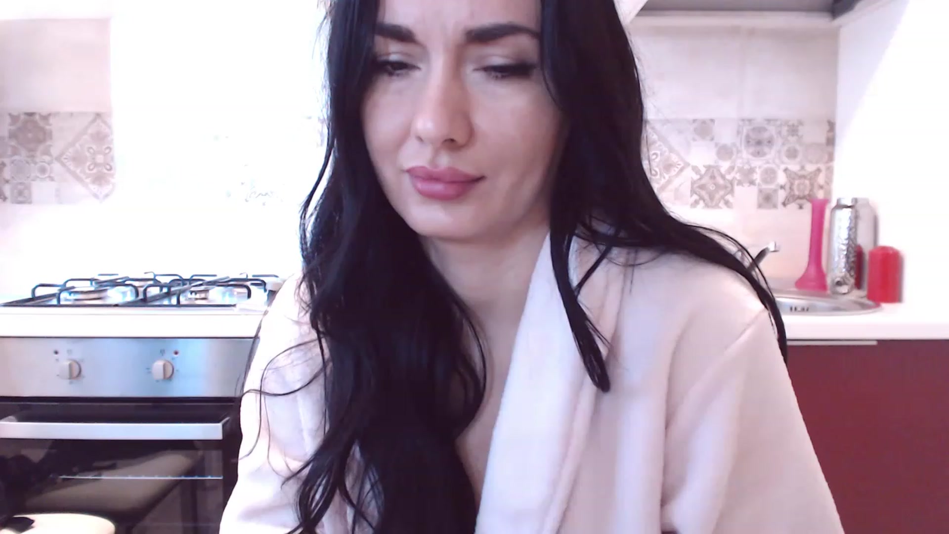 Gallery image thumbnail from CaffeeLatte's myfreecams stream on, 01/02/2023, 09:44 image 15 of 20
