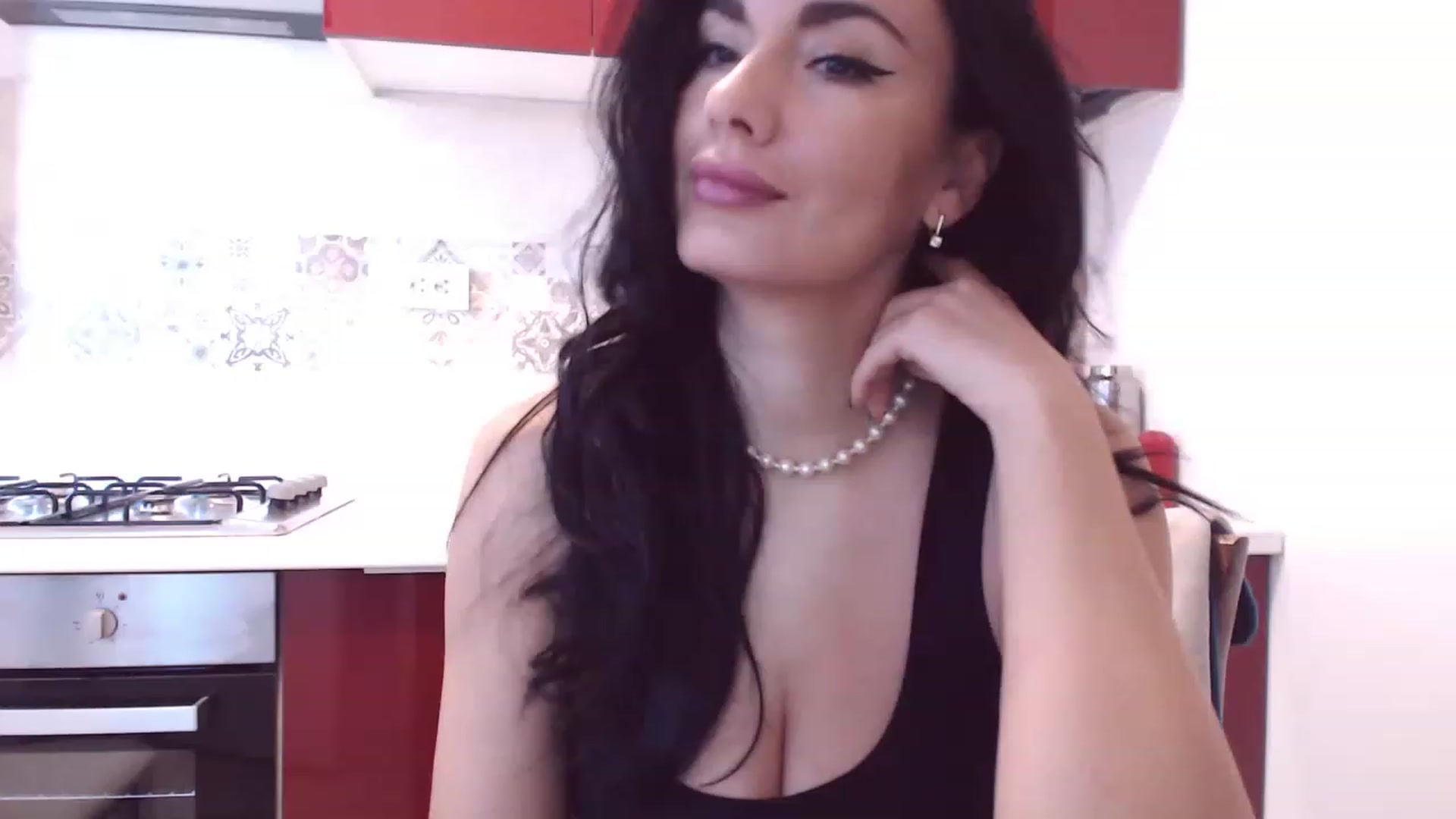 Gallery image thumbnail from CaffeeLatte's myfreecams stream on, 01/03/2023, 09:20 image 1 of 20