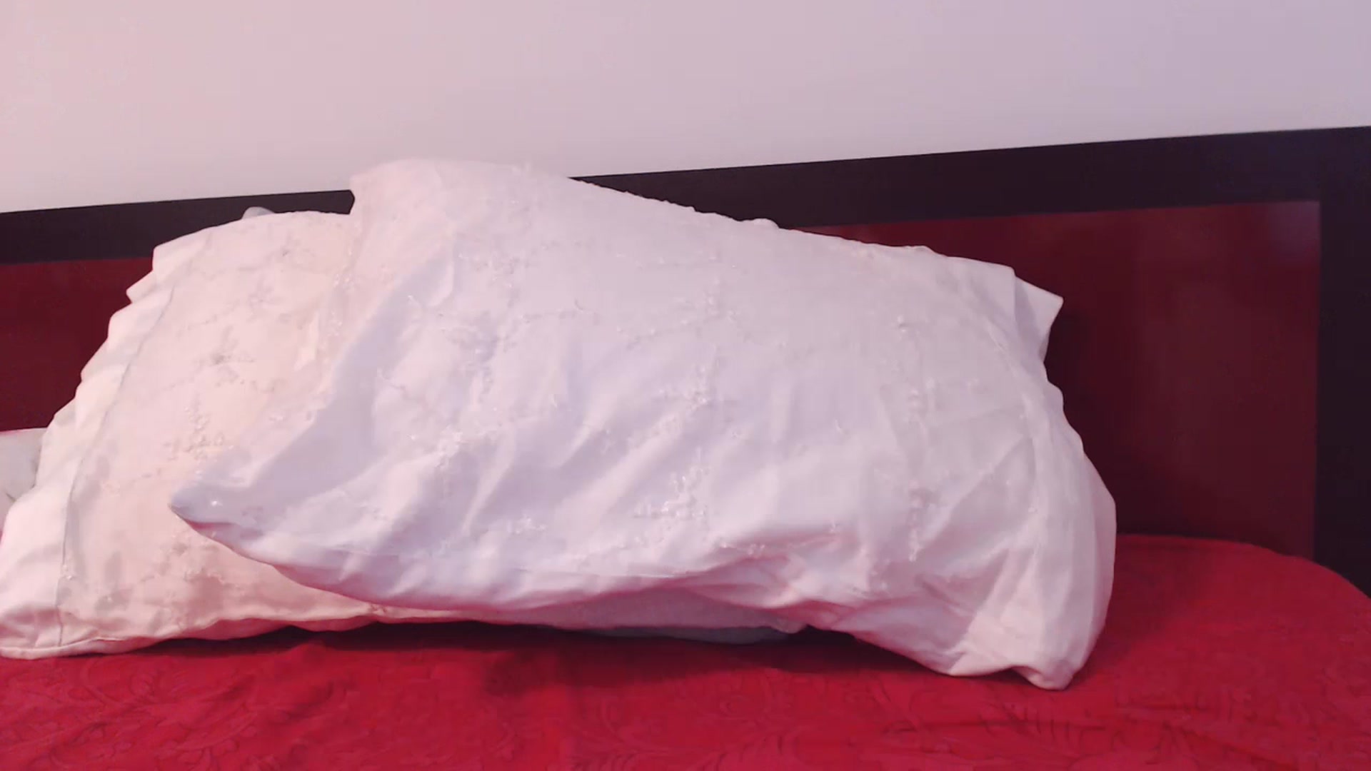 Gallery image thumbnail from CaffeeLatte's myfreecams stream on, 01/15/2023, 08:46 image 7 of 20