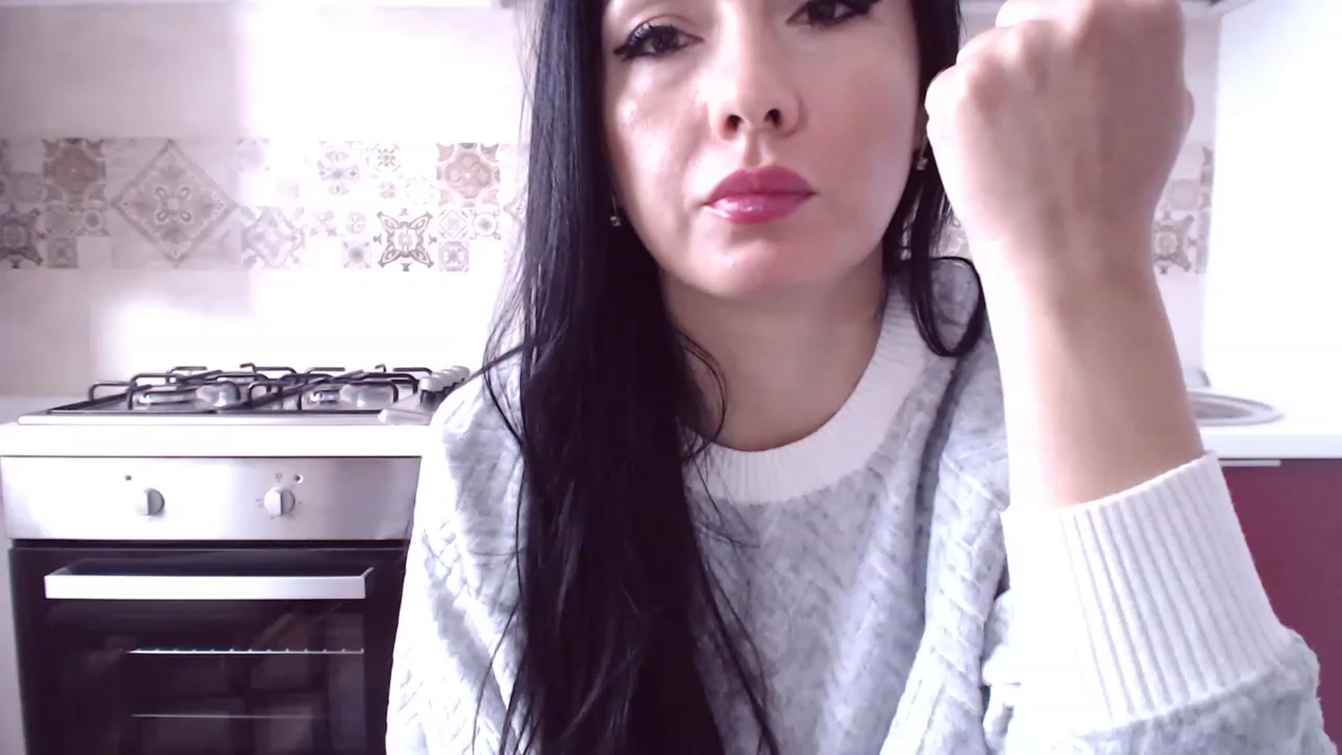 Gallery image thumbnail from CaffeeLatte's myfreecams stream on, 01/22/2023, 10:08 image 19 of 20