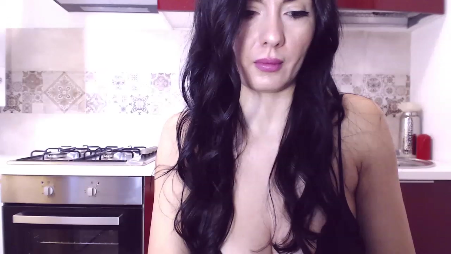 Gallery image thumbnail from CaffeeLatte's myfreecams stream on, 02/20/2023, 08:02 image 20 of 20
